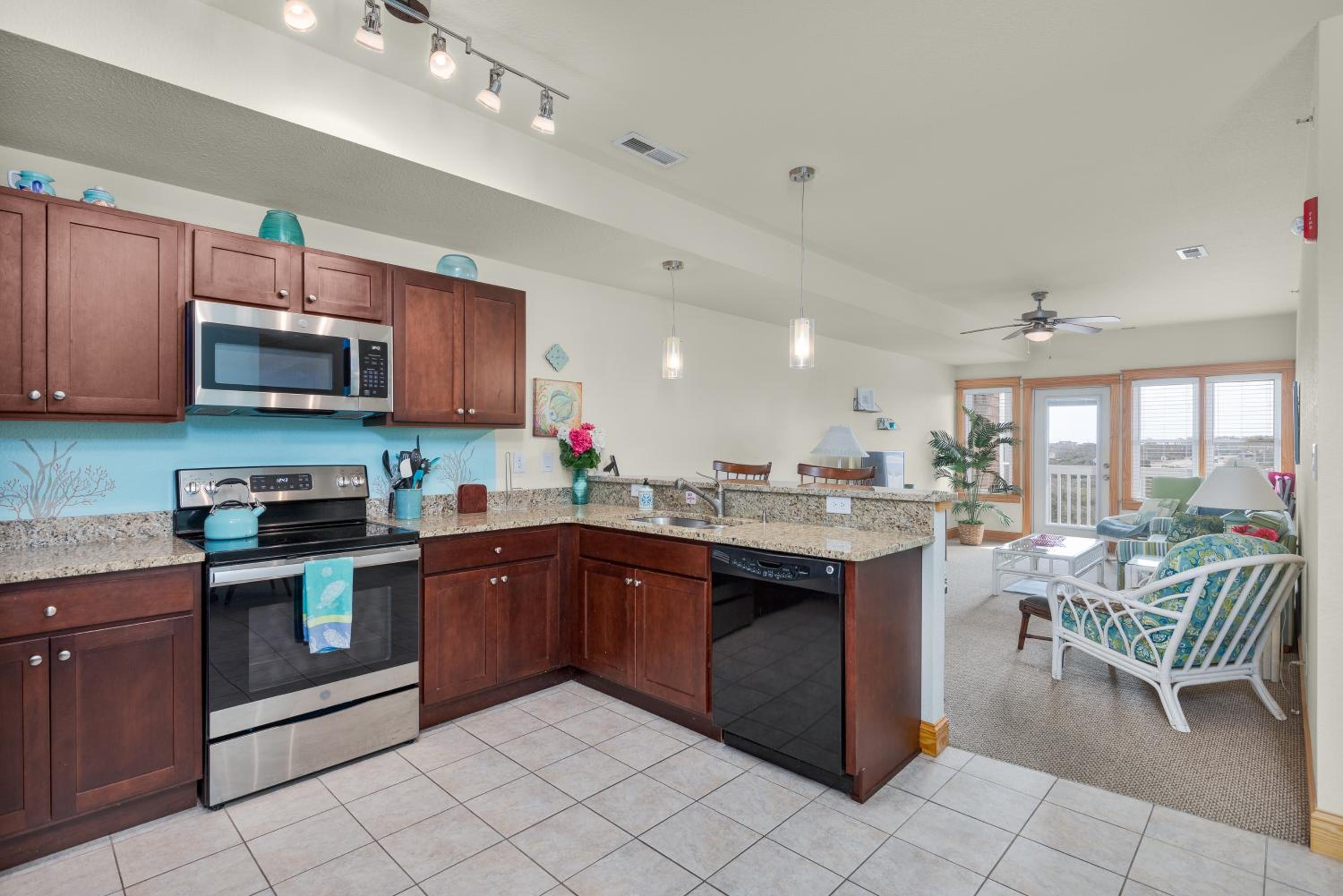 C211 - Mary's Heaven by Resort Realty view 4