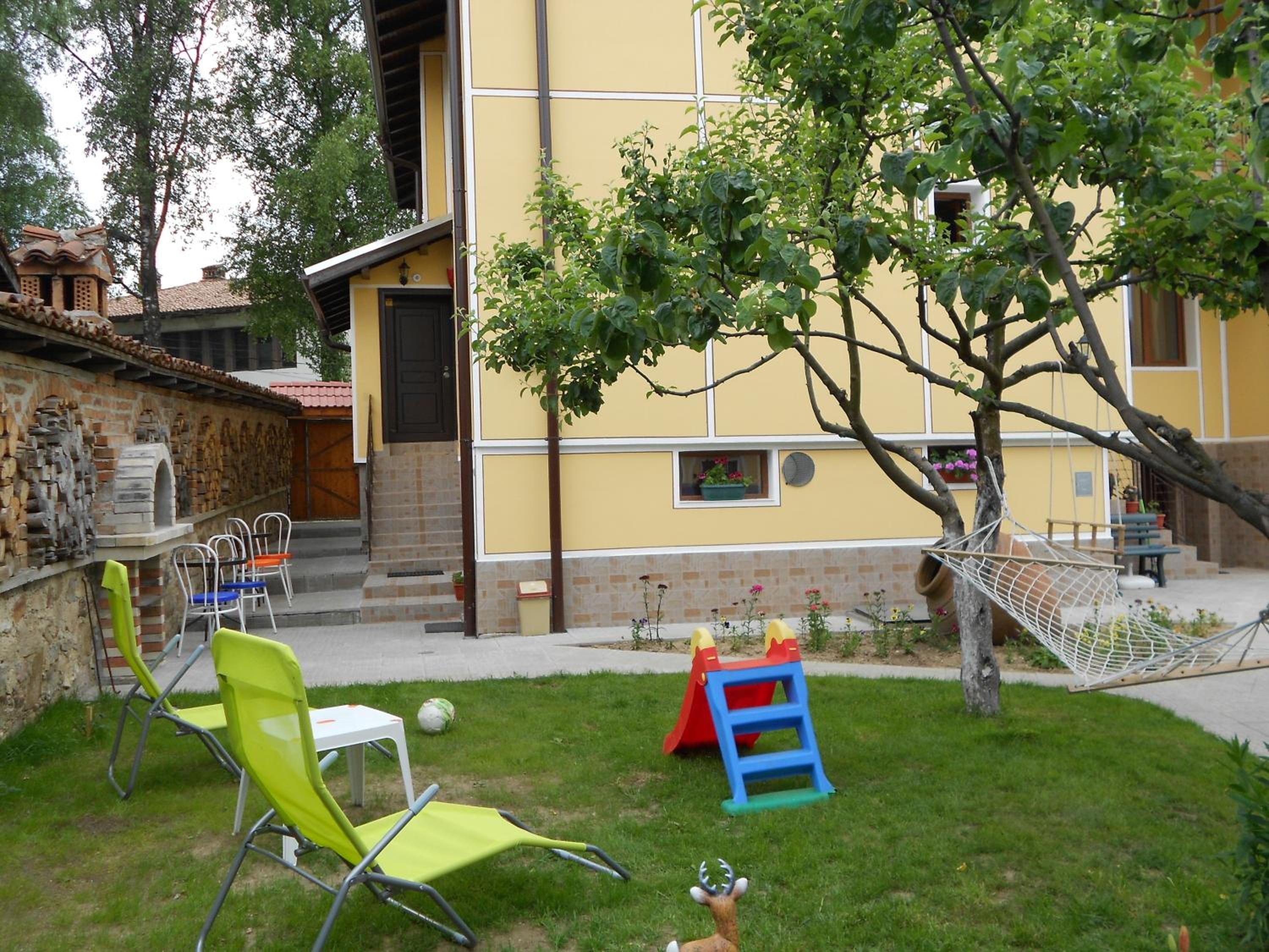 Guest House Tsenovi