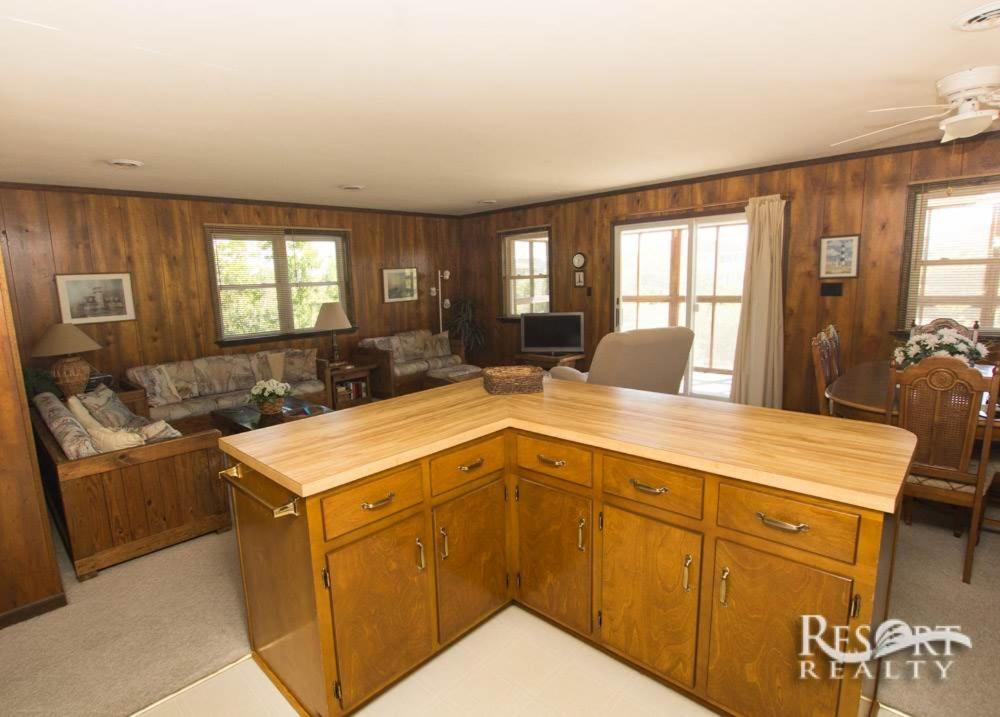 1422 - Captain's Quarters by Resort Realty