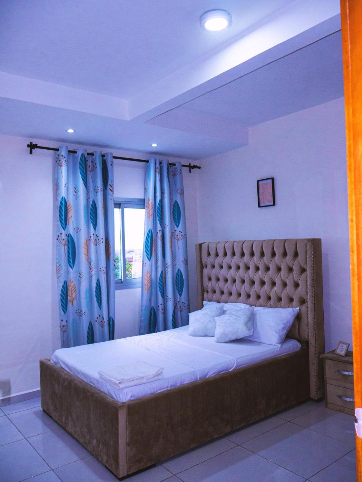 Cecay Apartments Logpom