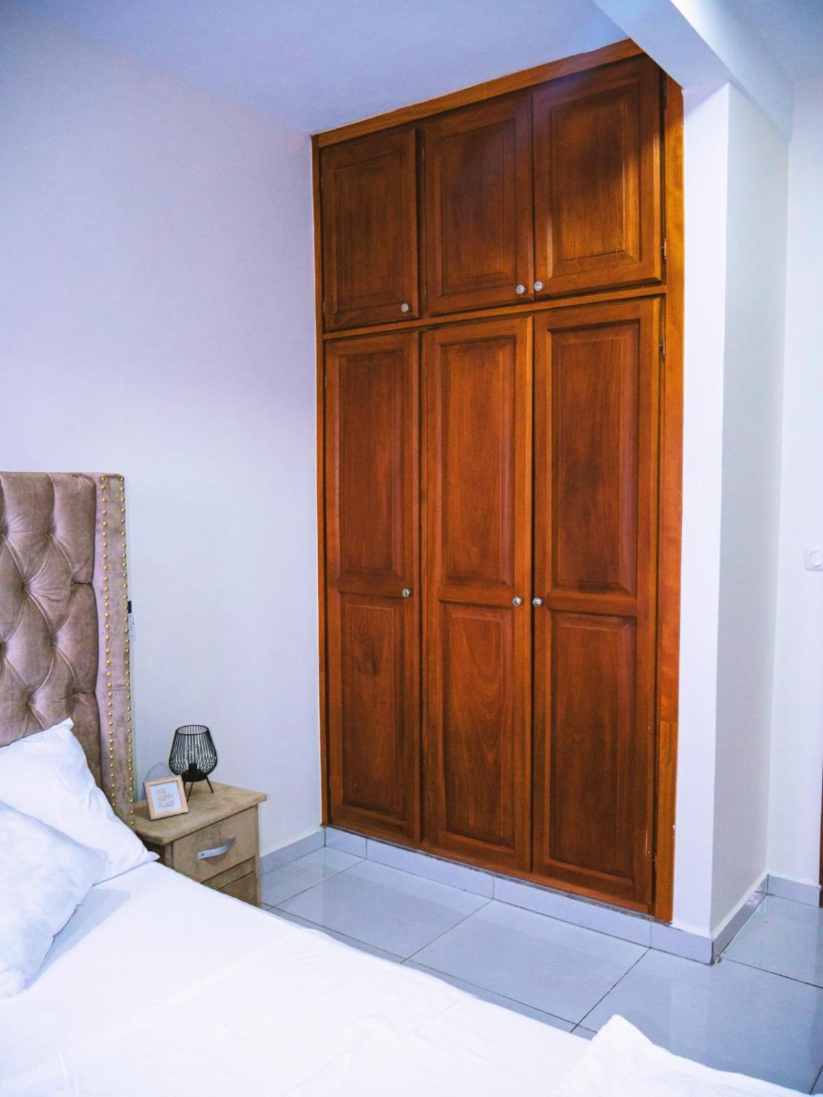 Cecay Apartments Logpom