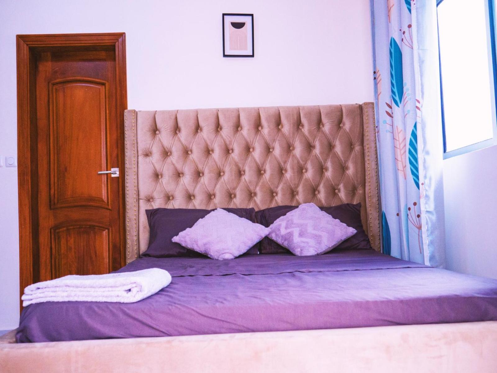 Cecay Apartments Logpom