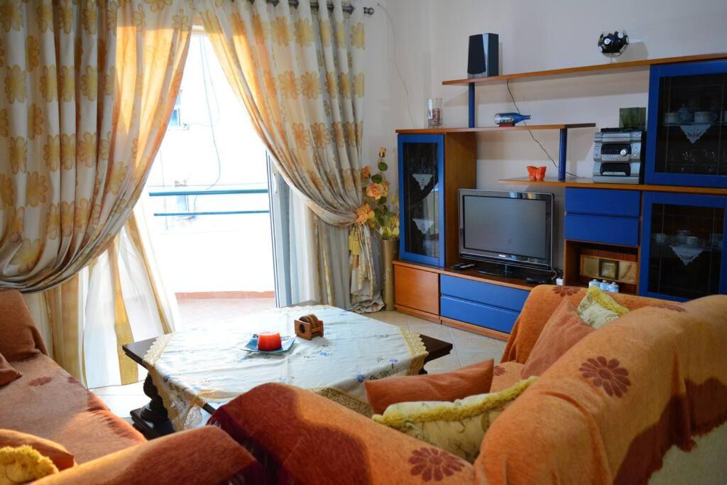 Seafront modern apartment!