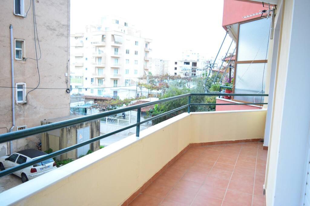 Seafront modern apartment!