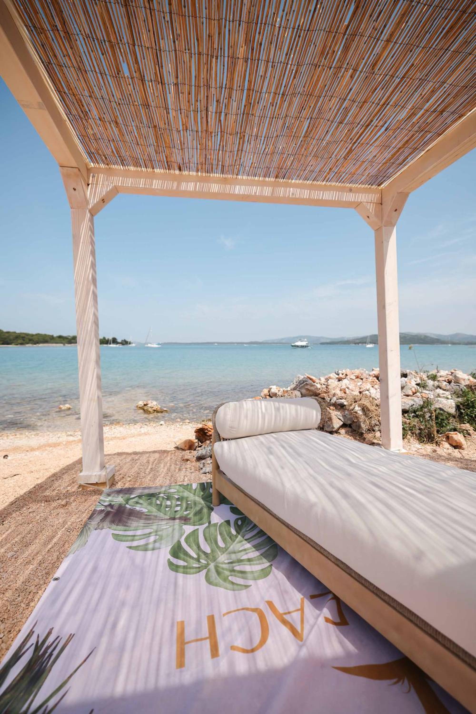 Jazine beach villas