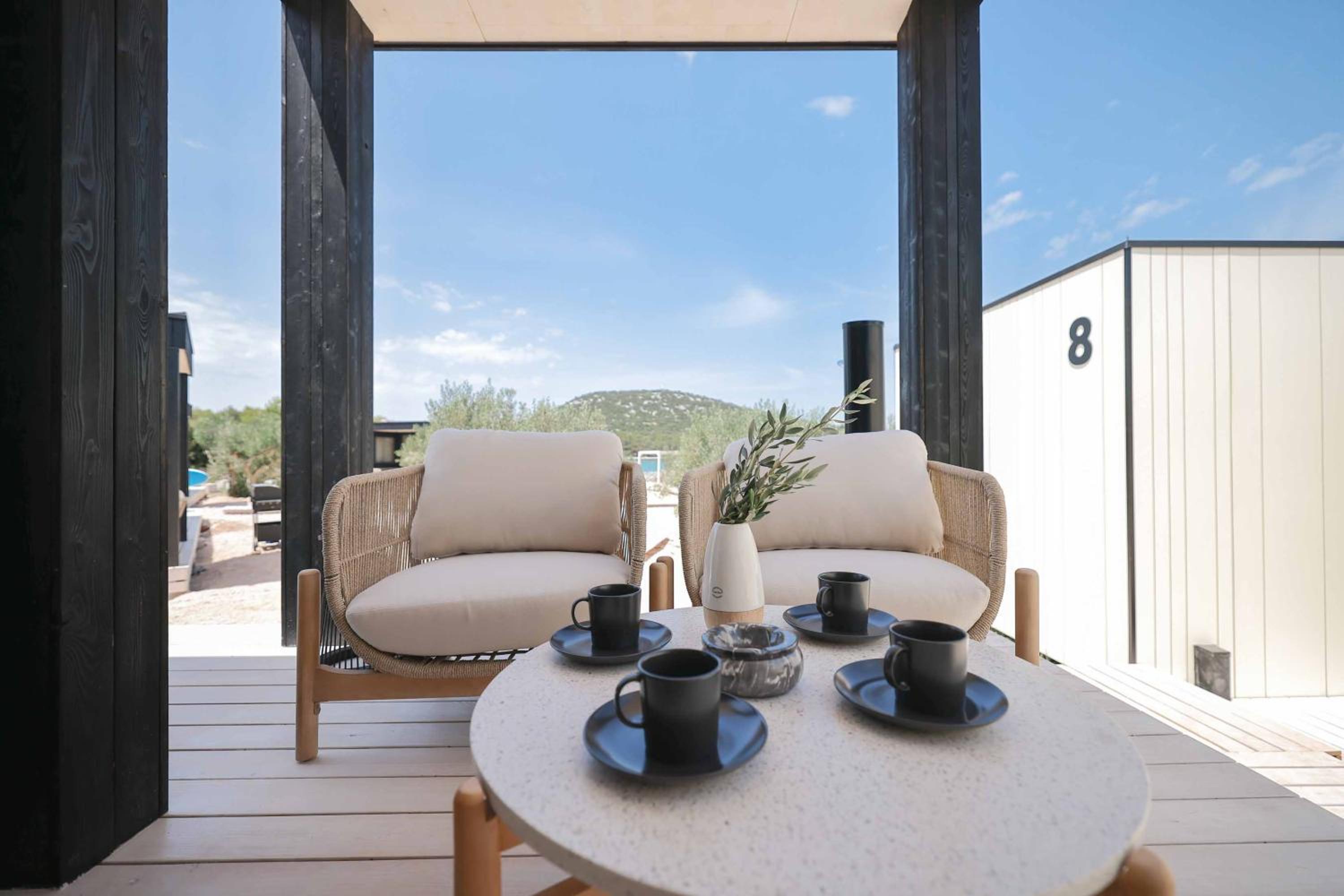 Jazine beach villas