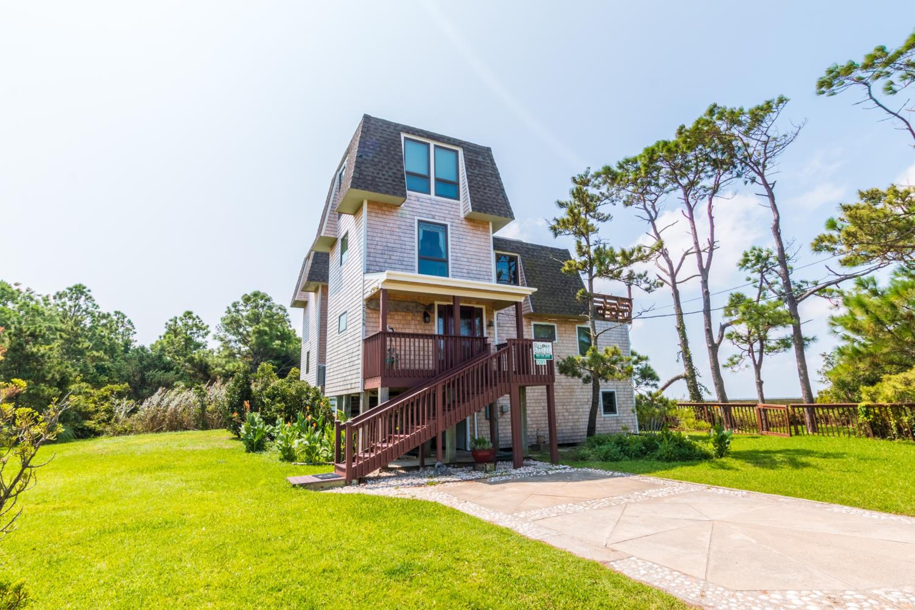 7201 - Carols Soundfront Castle by Resort Realty view 3