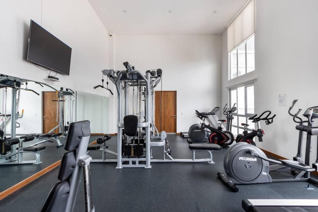 Hotel Departamento en Condesa con Alberca y Gimnasio - Image 1