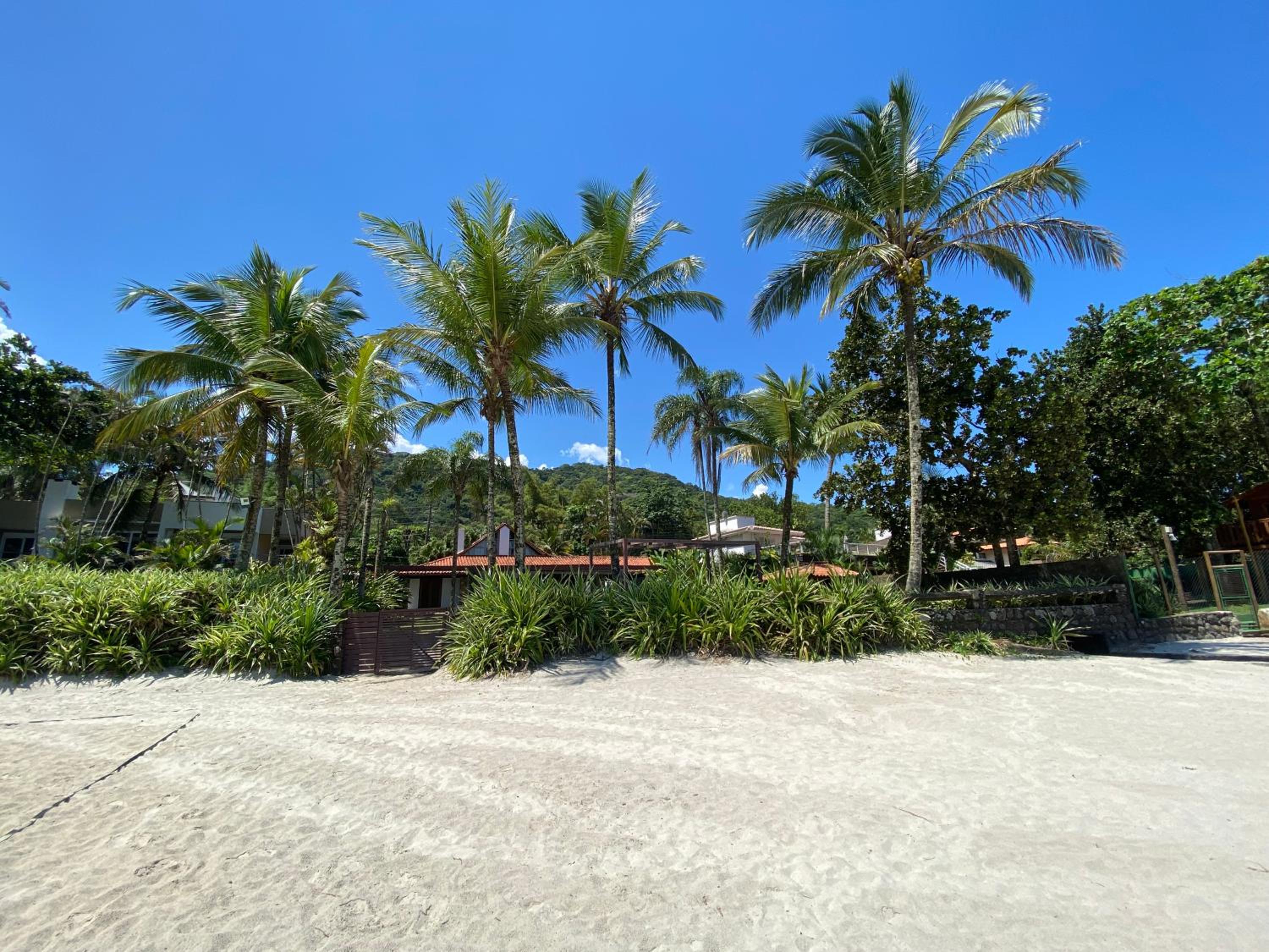 Casa PÉ NA AREIA de REVISTA
