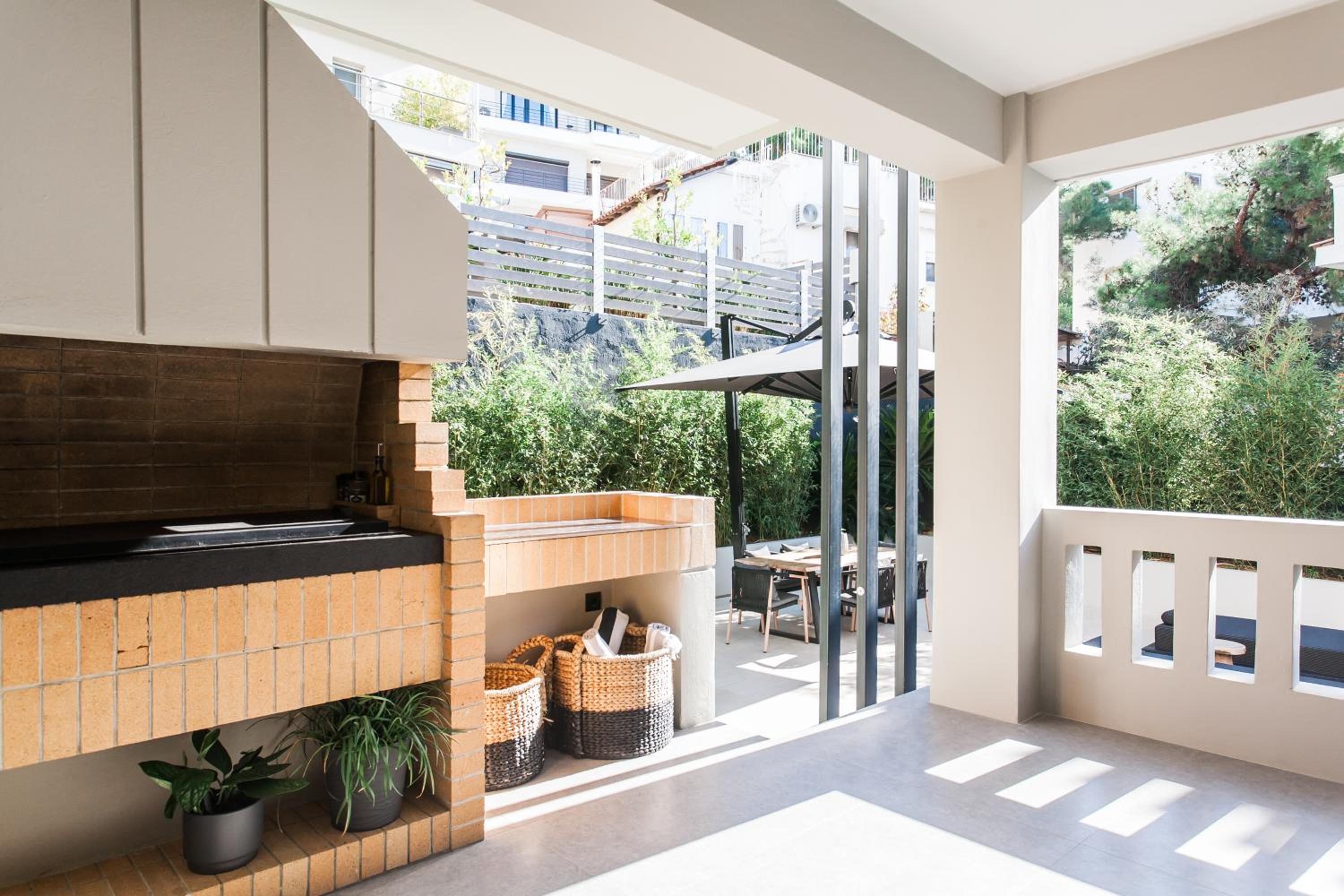 Sol Residence - Private Pool Gym Glyfada