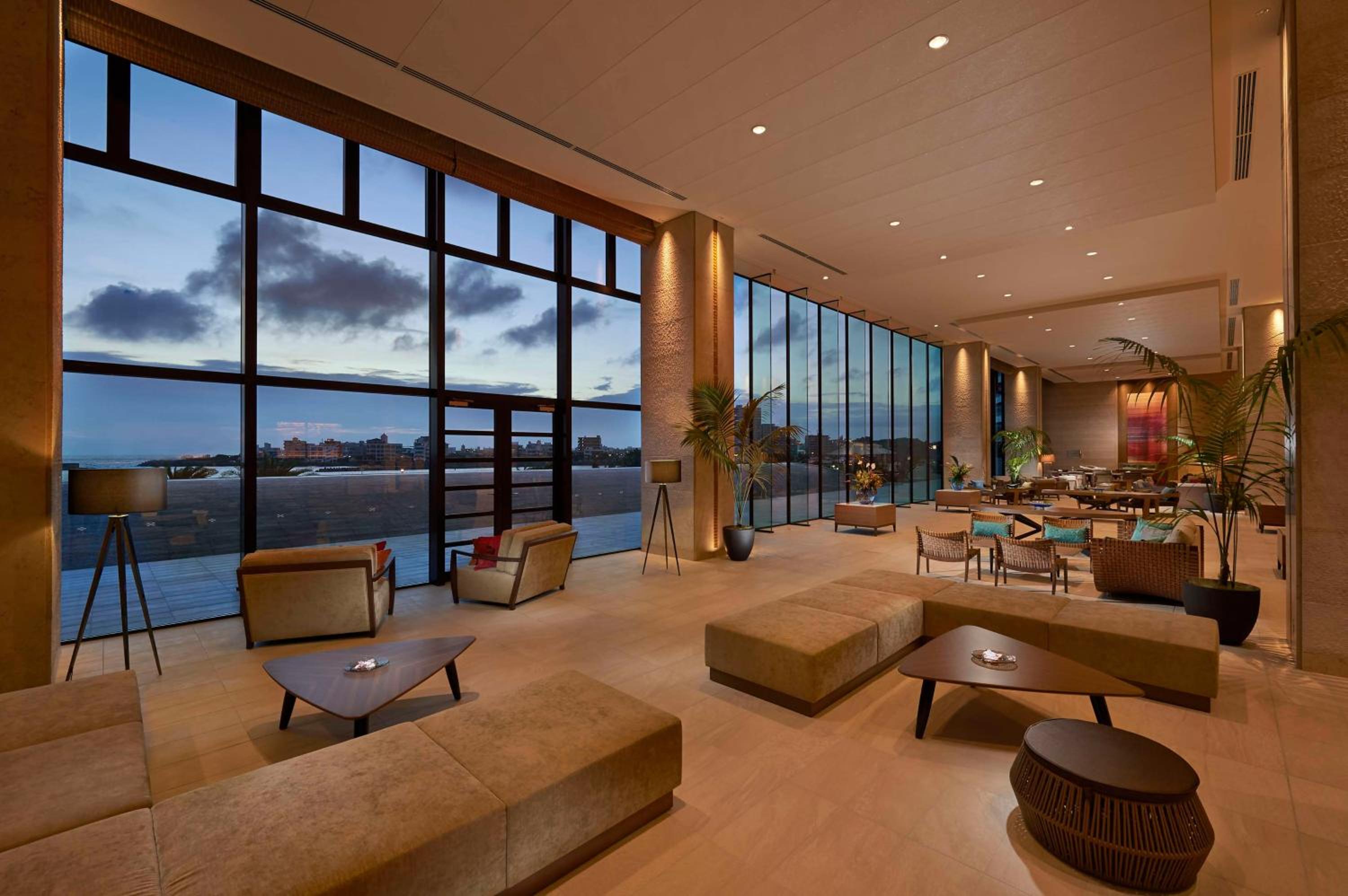 Hilton Okinawa Chatan Resort