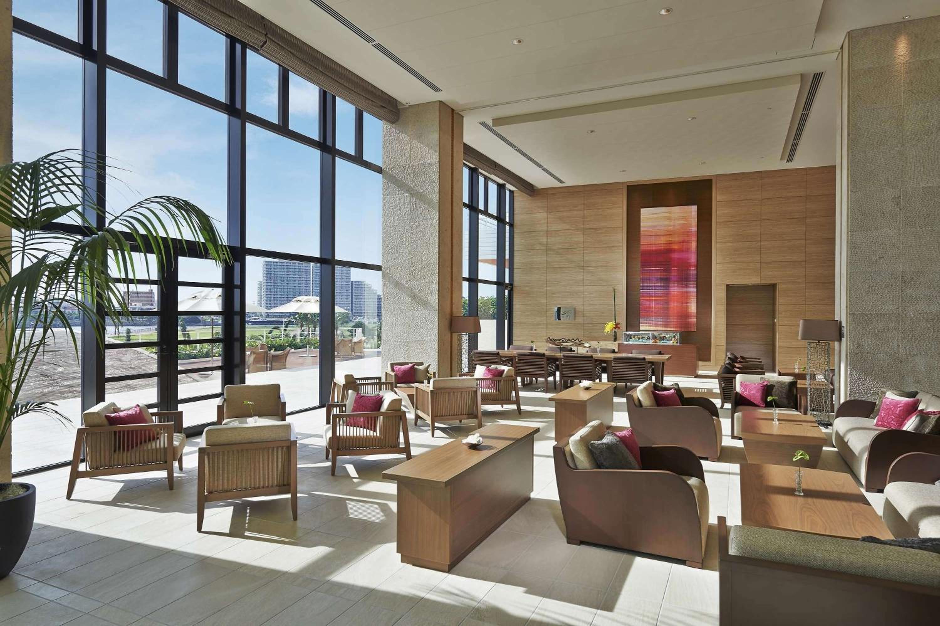 Hilton Okinawa Chatan Resort