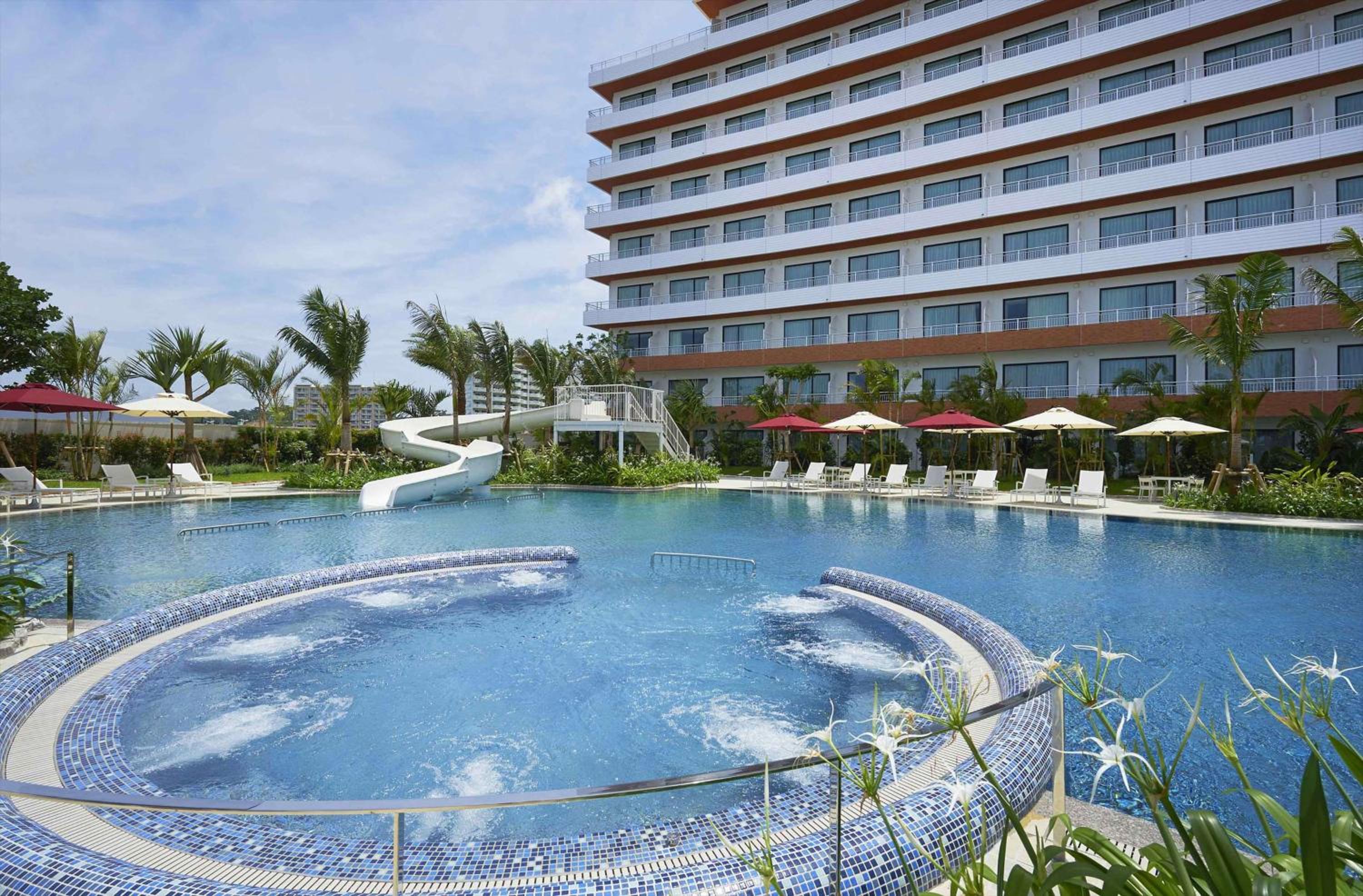 Hilton Okinawa Chatan Resort