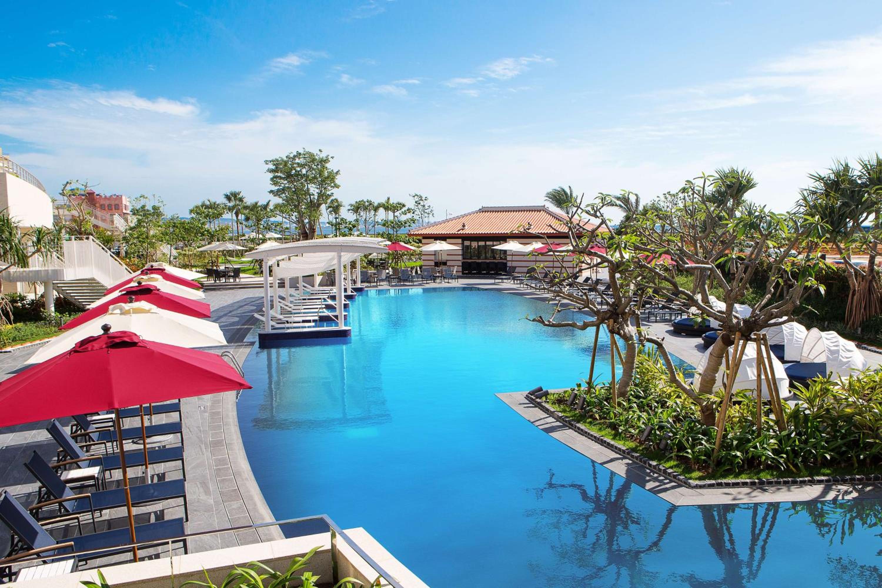 Hilton Okinawa Chatan Resort