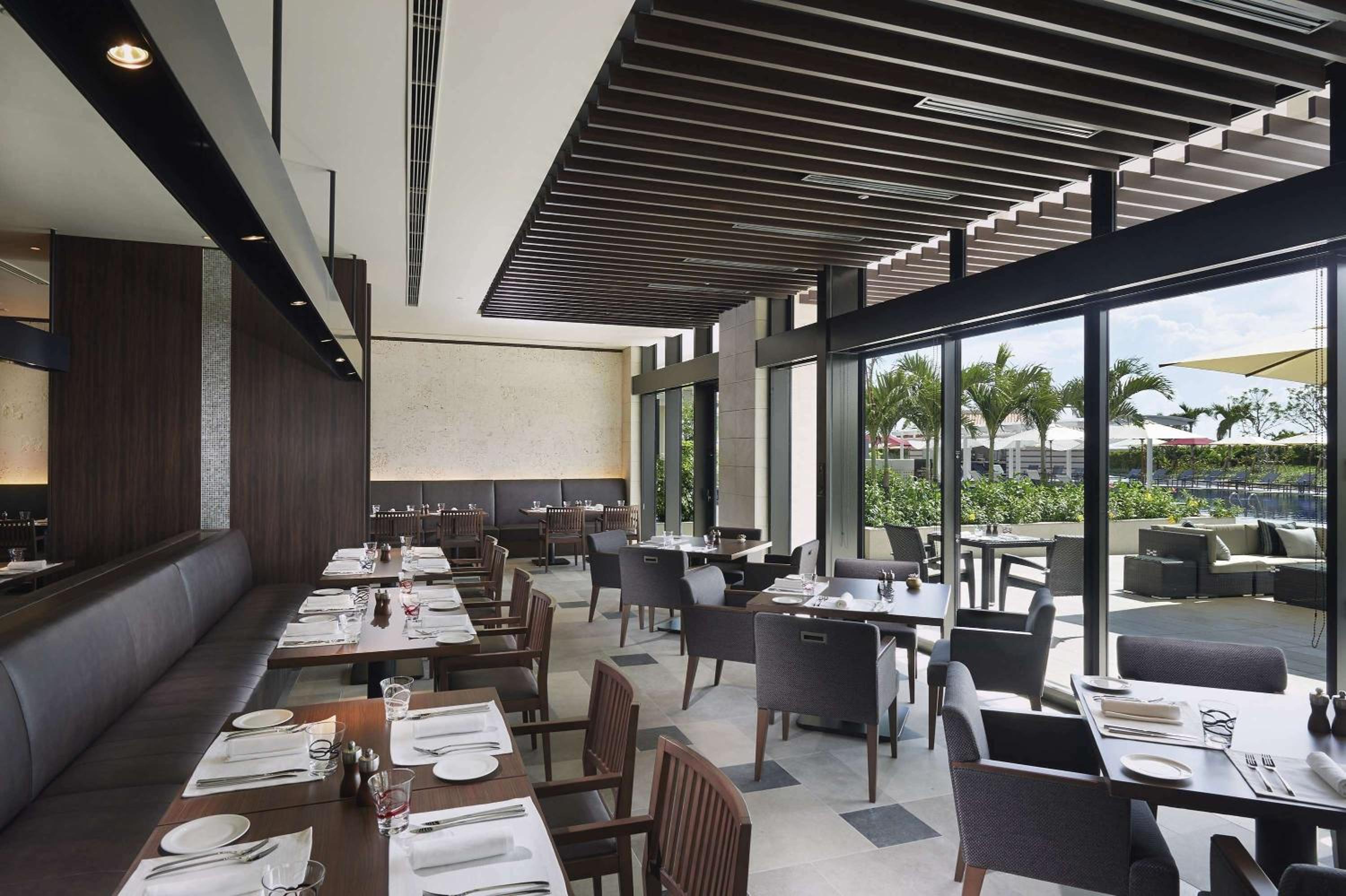 Hilton Okinawa Chatan Resort