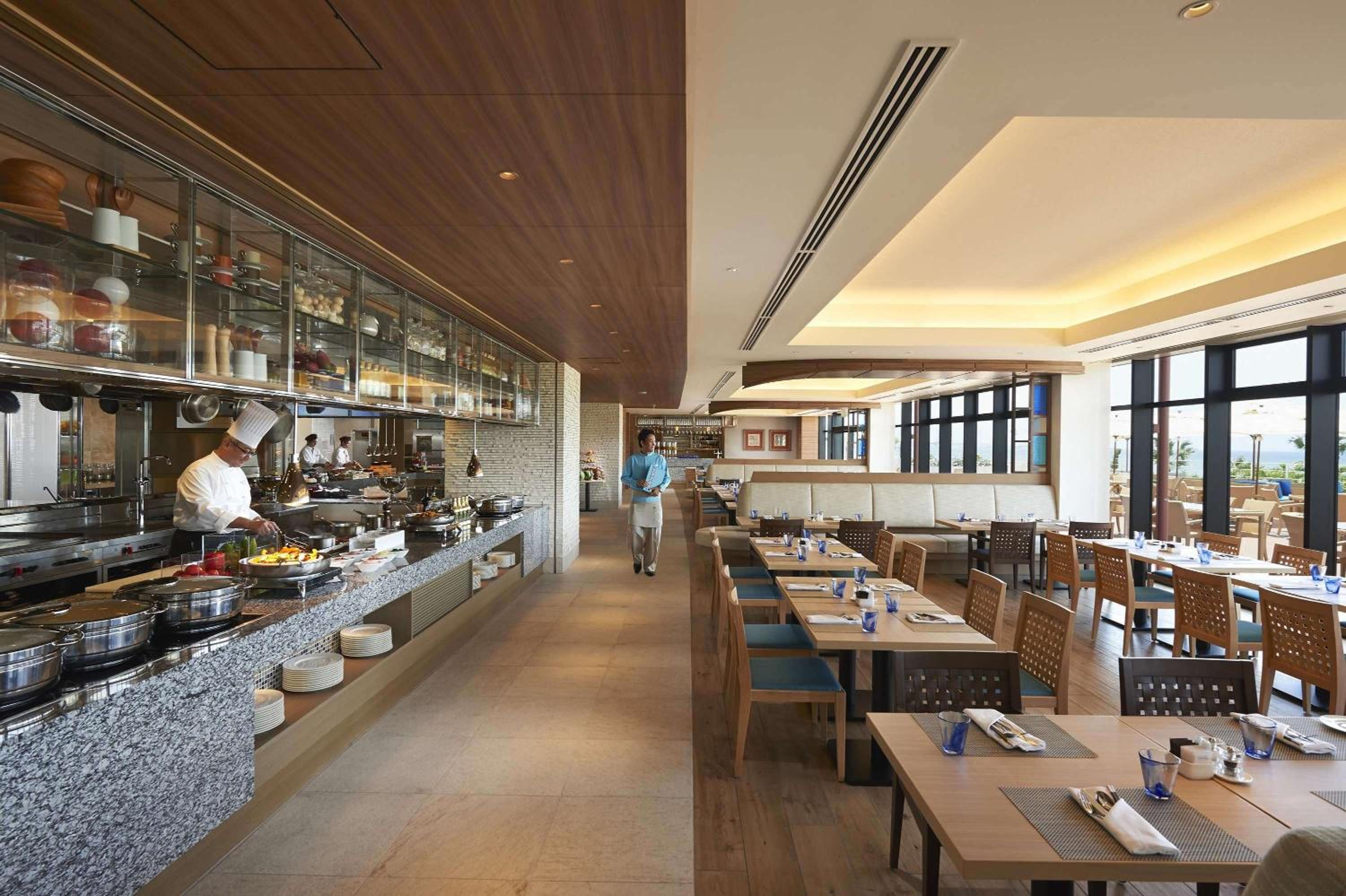 Hilton Okinawa Chatan Resort