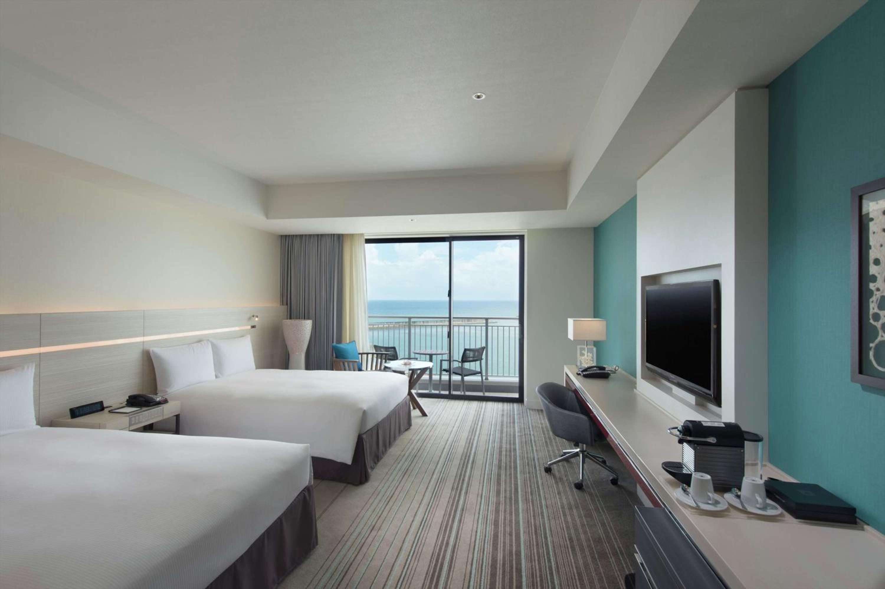 Hilton Okinawa Chatan Resort