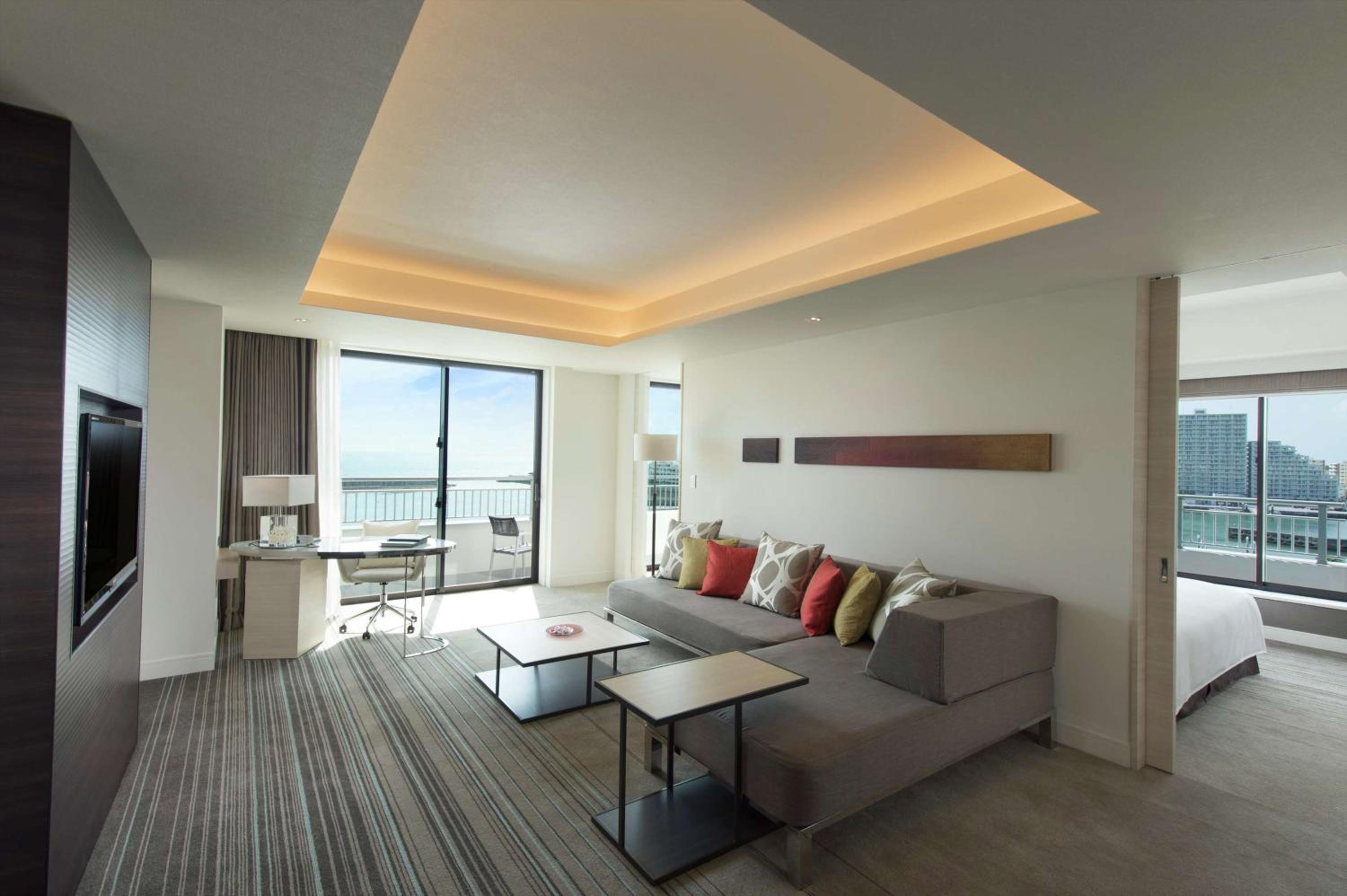 Hilton Okinawa Chatan Resort