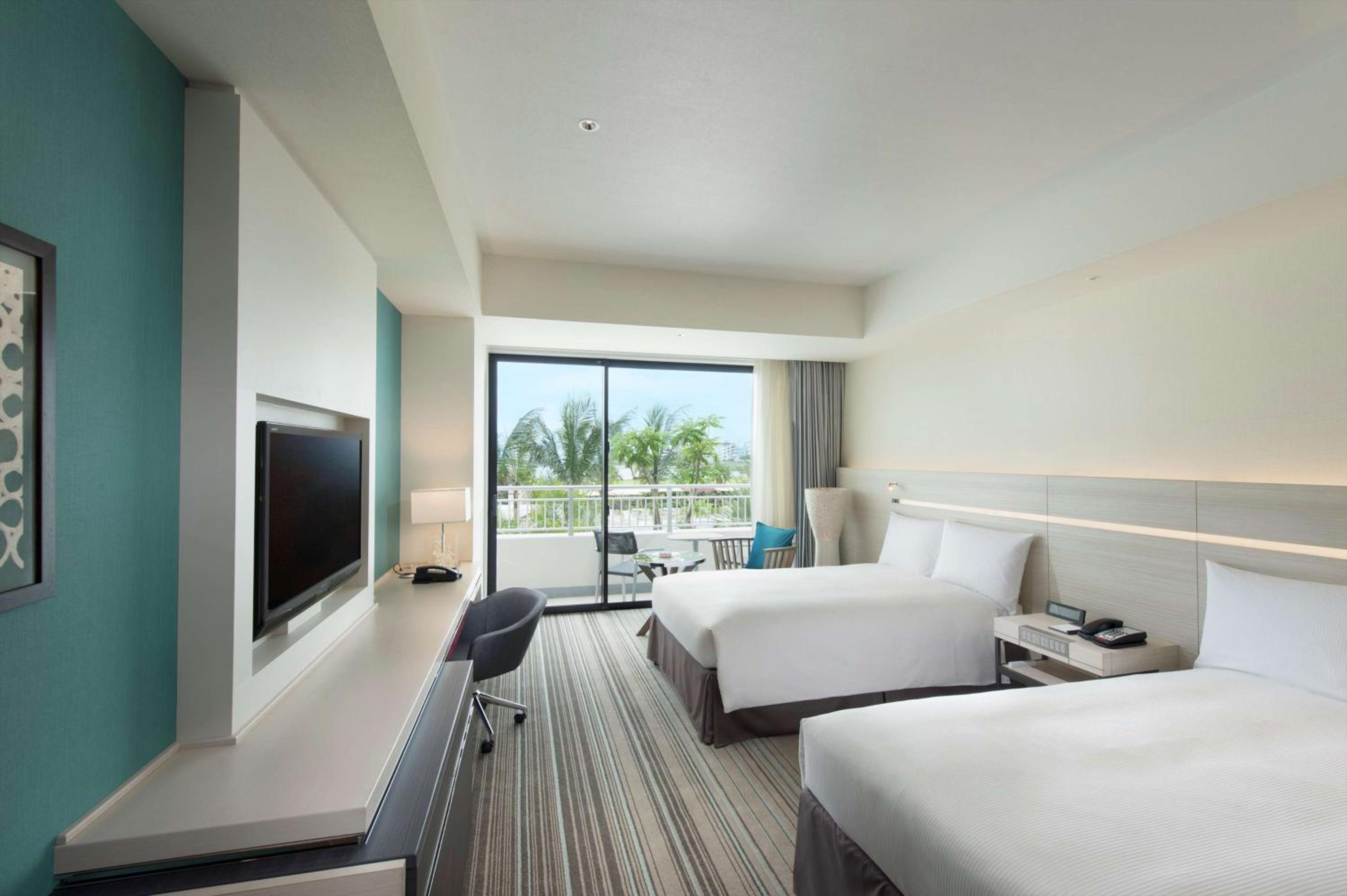 Hilton Okinawa Chatan Resort
