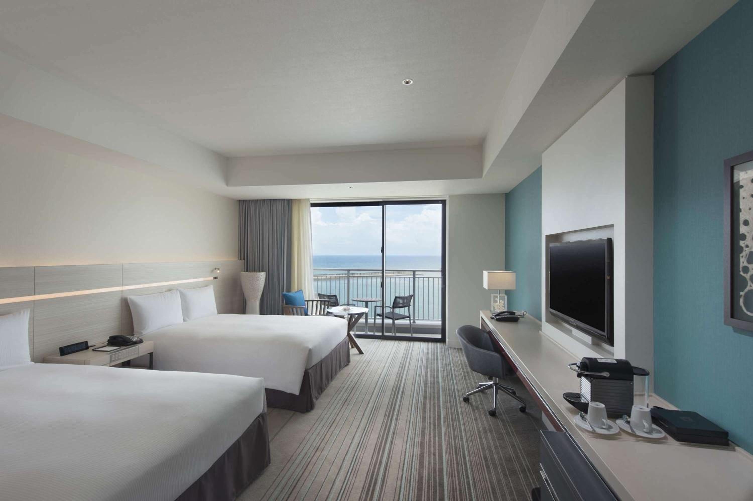 Hilton Okinawa Chatan Resort