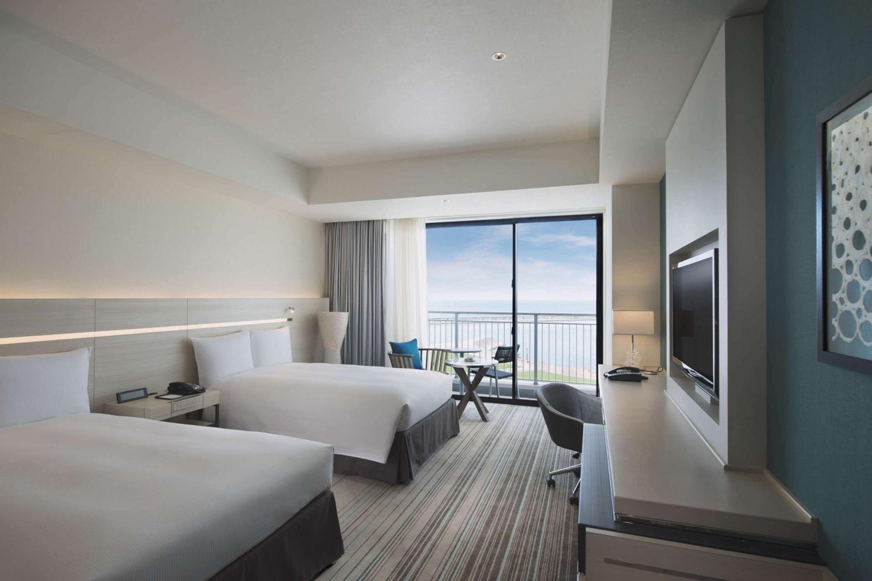 Hilton Okinawa Chatan Resort