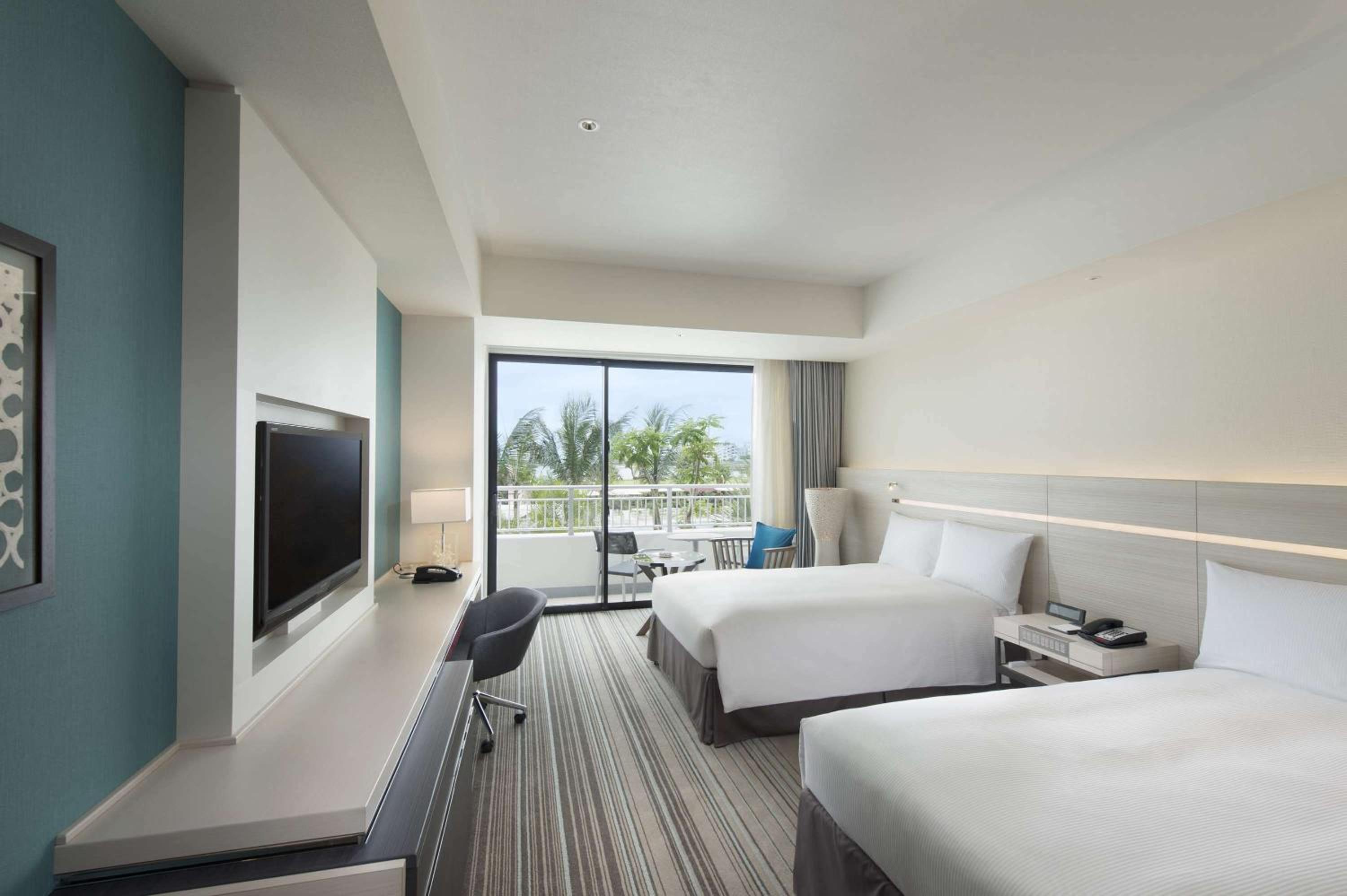 Hilton Okinawa Chatan Resort
