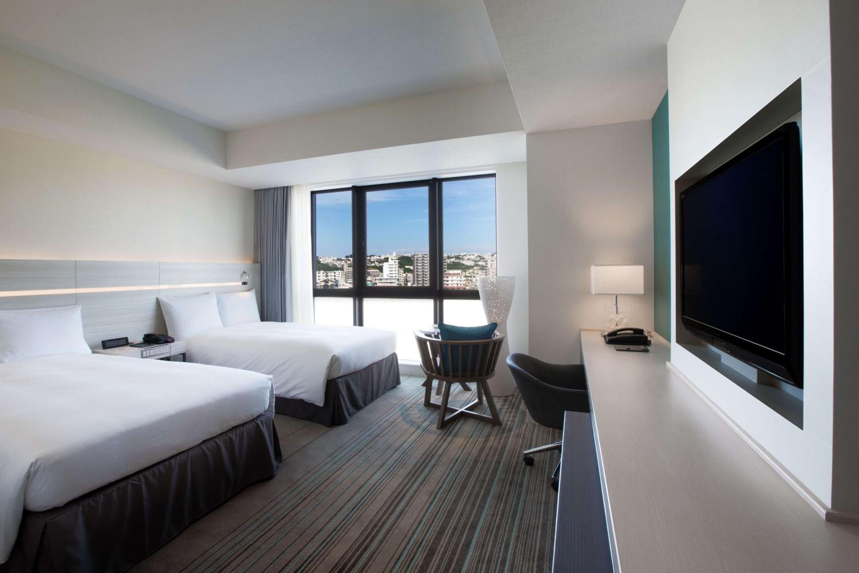 Hilton Okinawa Chatan Resort