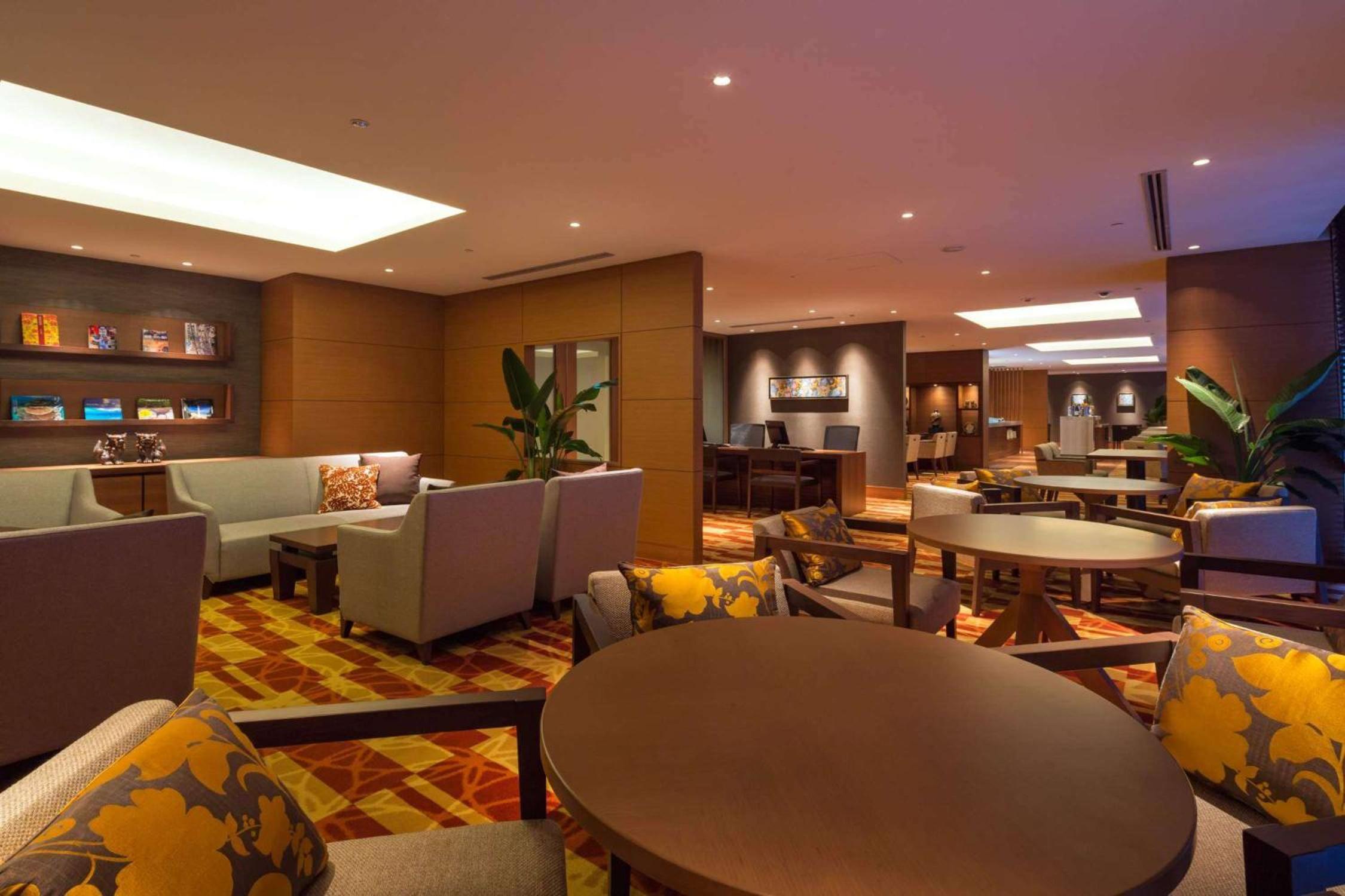 Hilton Okinawa Chatan Resort