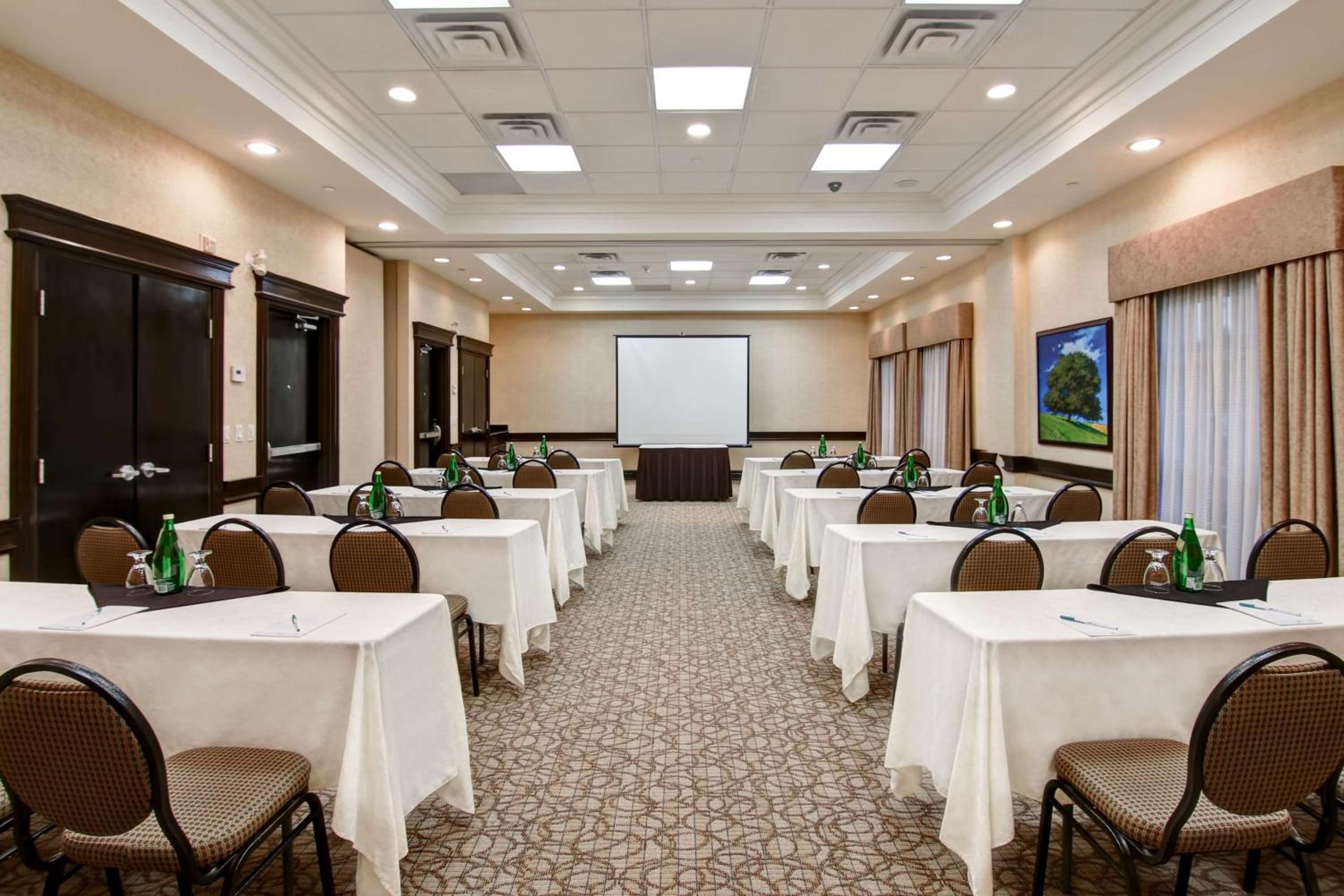 Homewood Suites by Hilton Burlington - Property Image 1