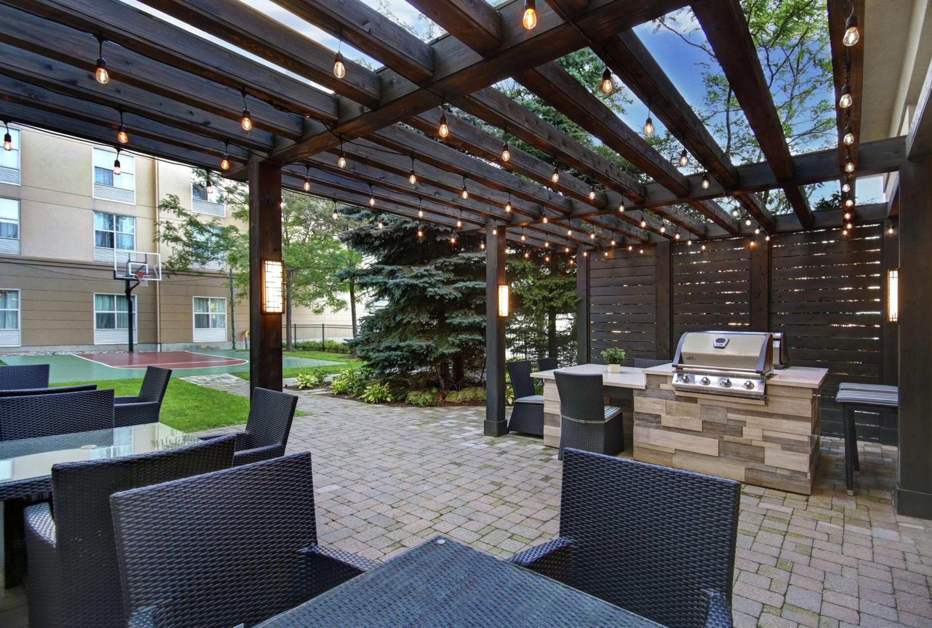 Homewood Suites by Hilton Burlington - Property Image 12