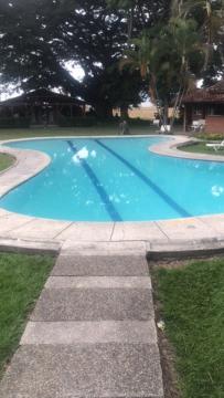 Habitacion Casa Campestre con piscina en Buga