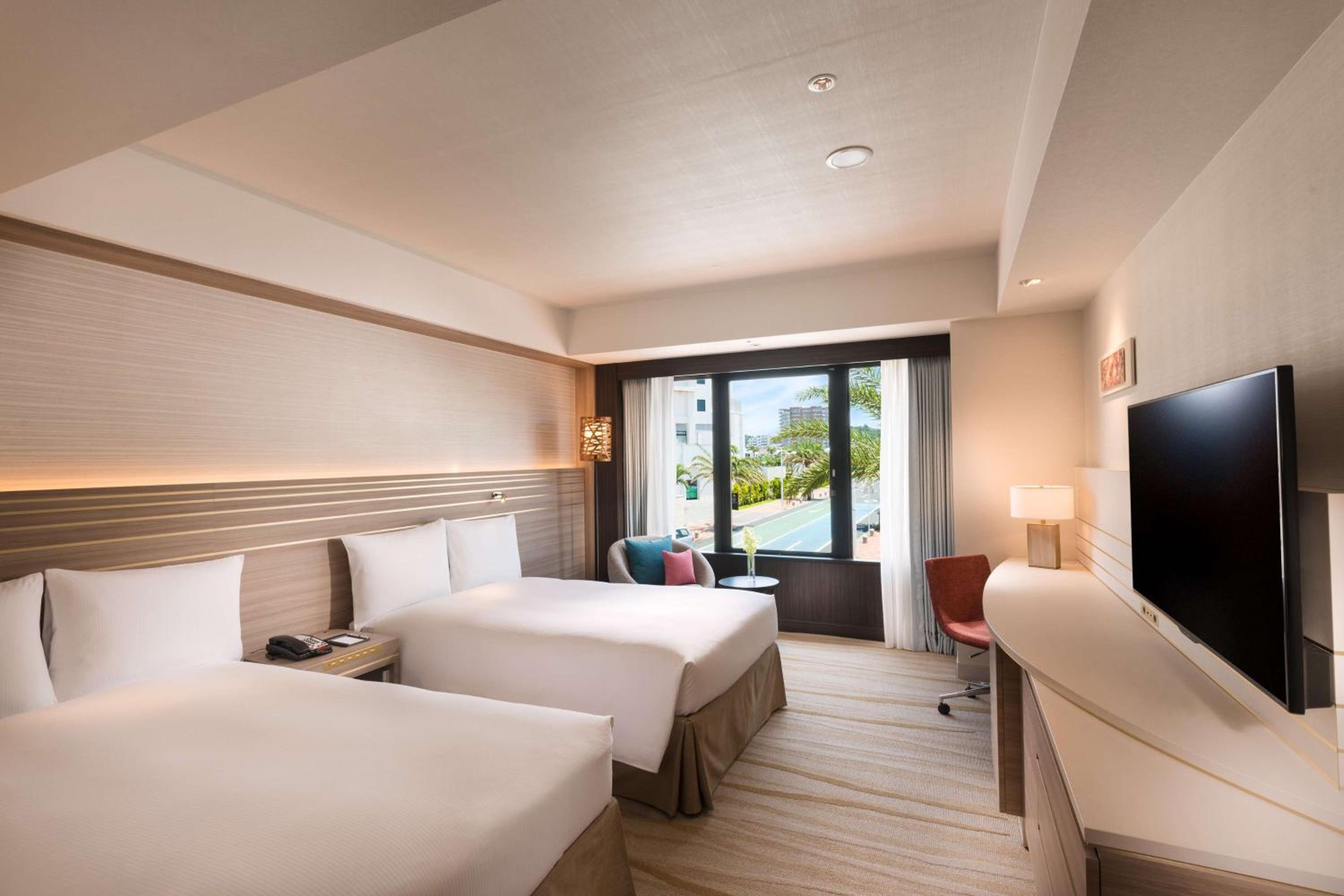 DoubleTree by Hilton Okinawa Chatan Resort