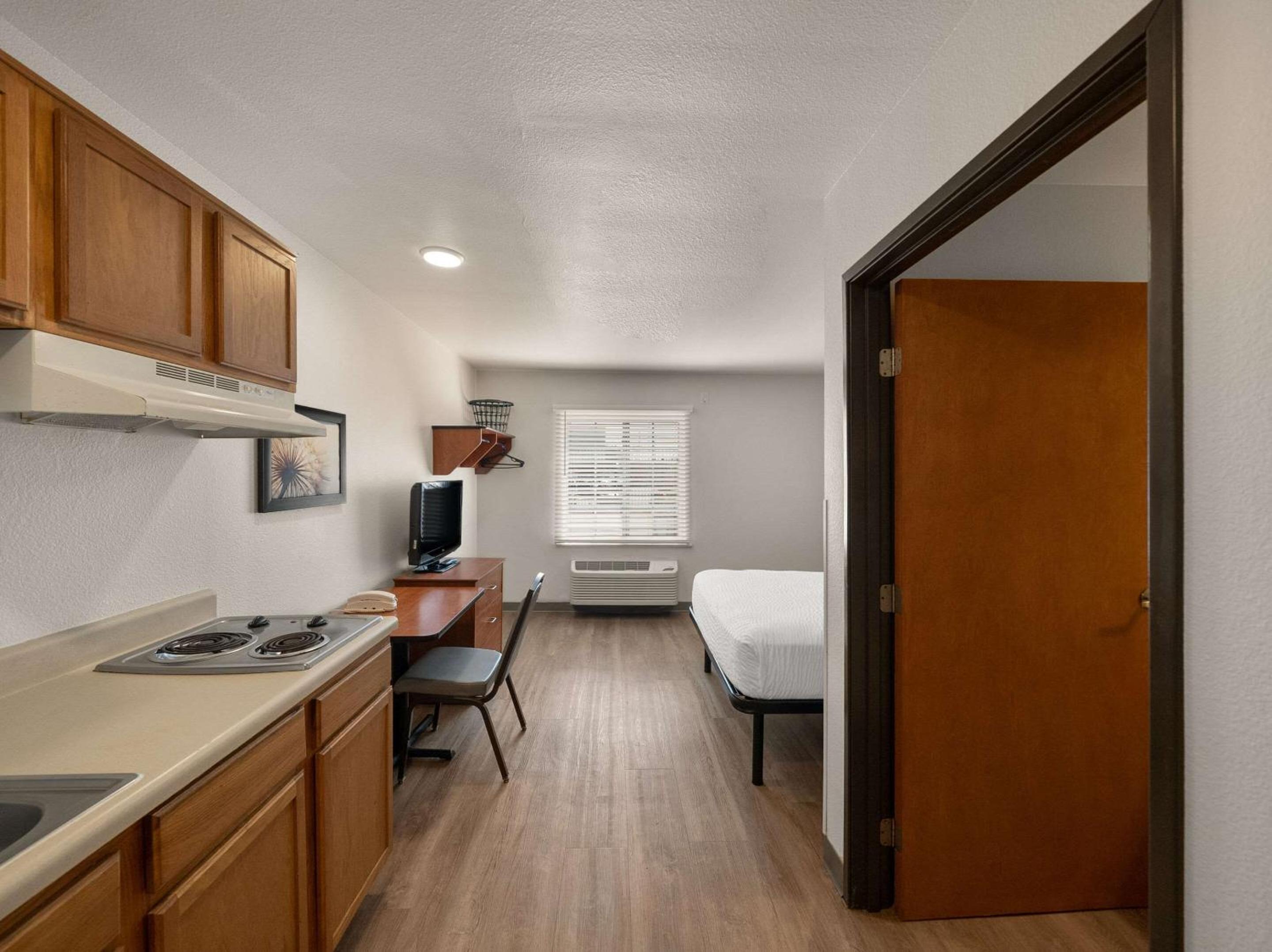 WoodSpring Suites Dallas Rockwall