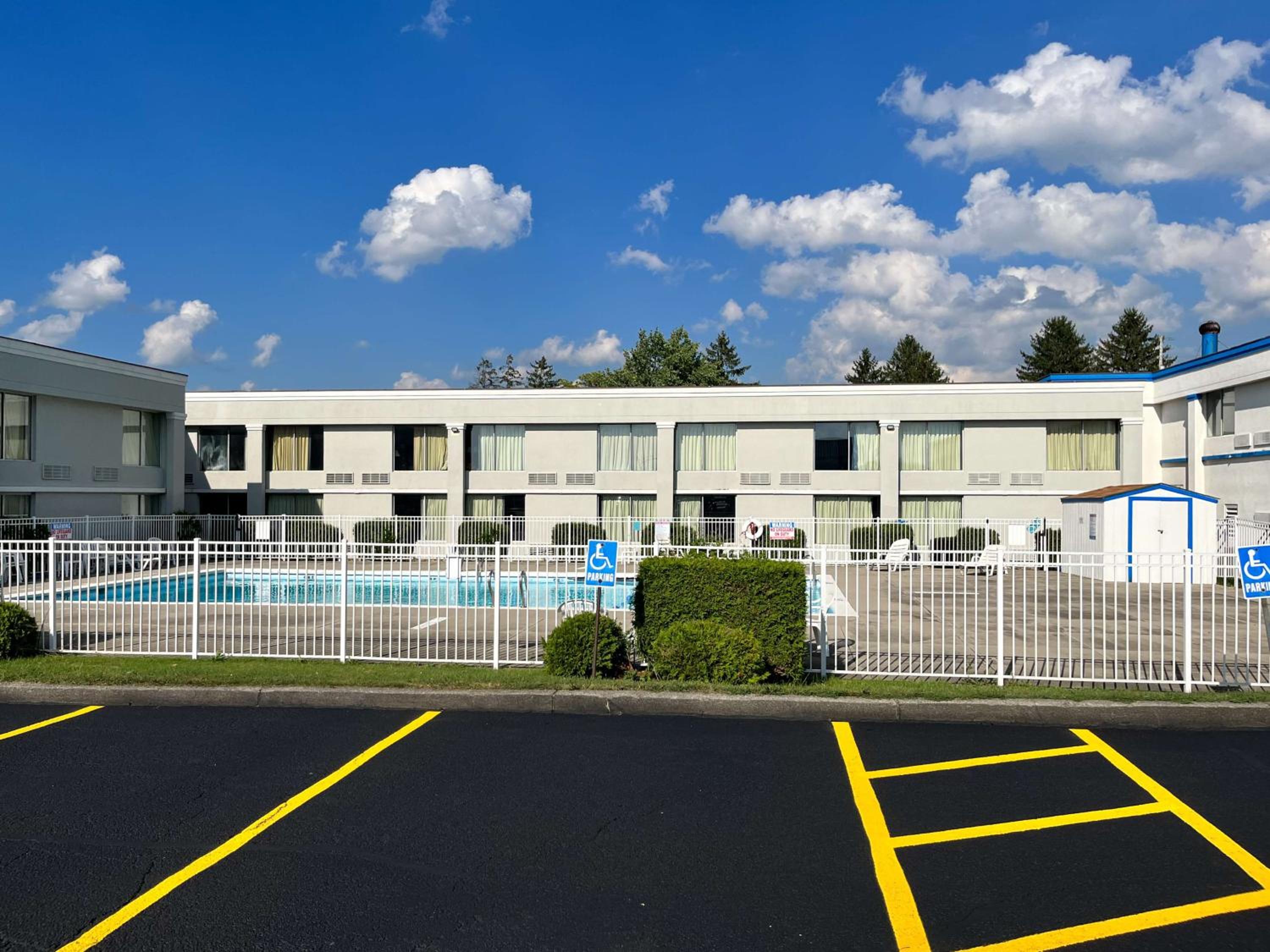 Studio 6 Suites Clarion, PA view 3