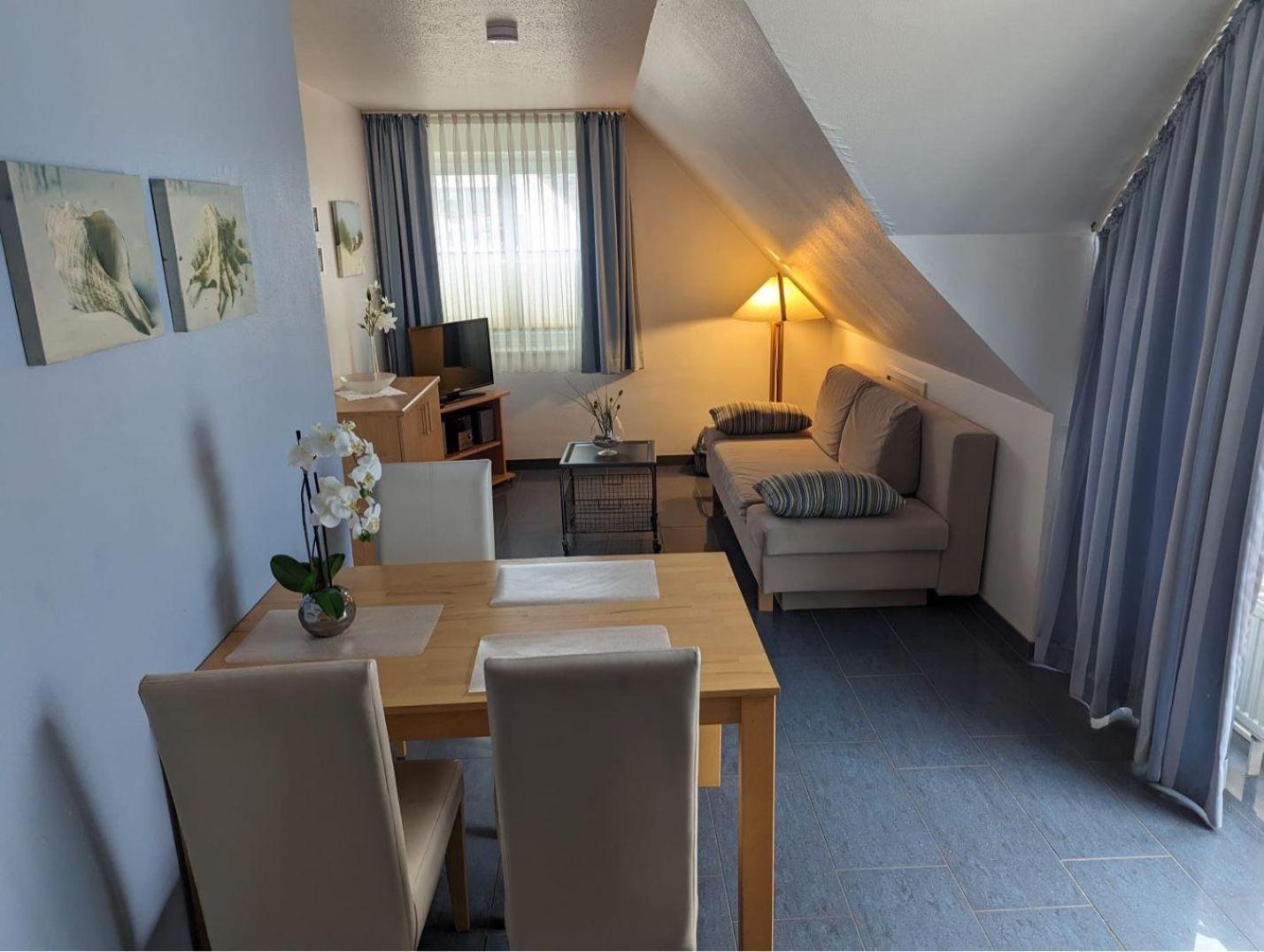 HAN-813-Witthus en Scharbeutz — hotel room