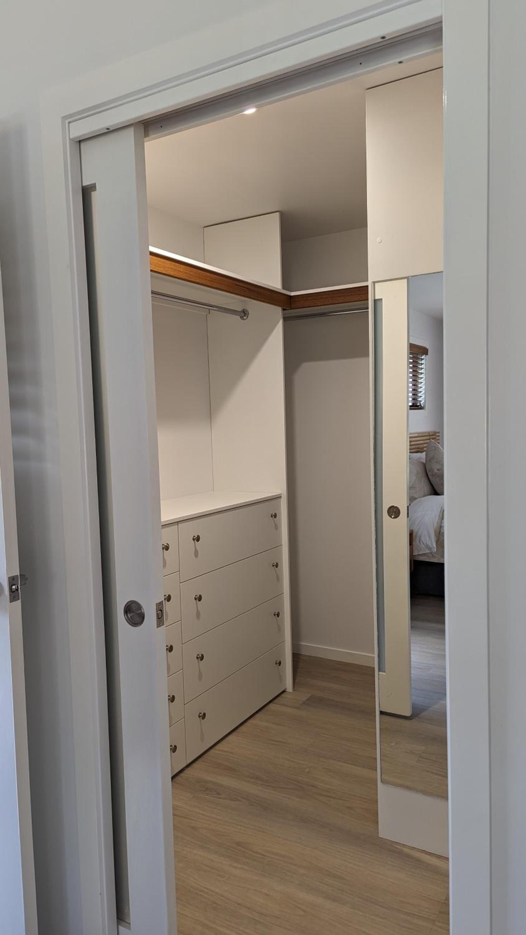 'Stay in Carrara' A private guest suite not a share house