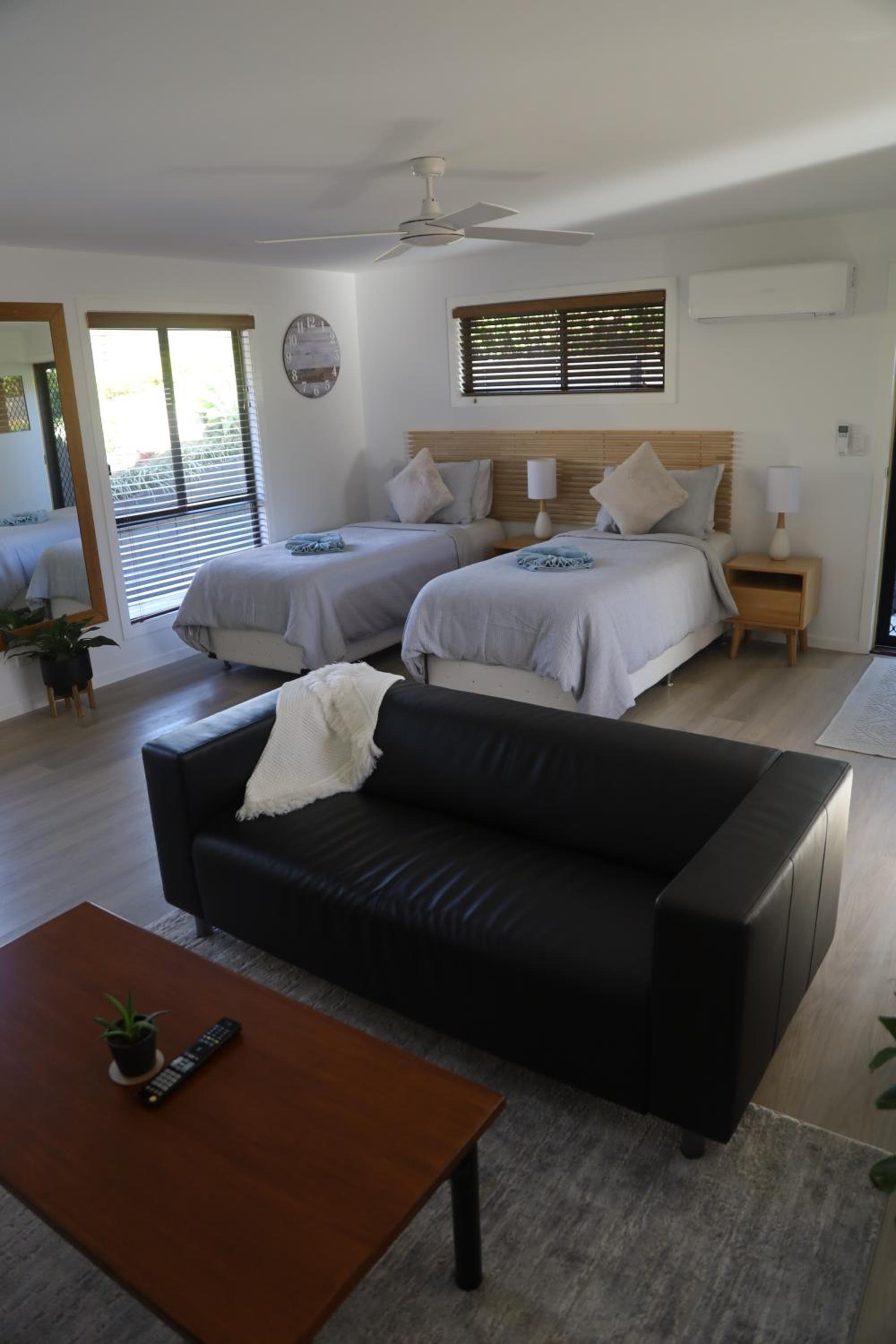 'Stay in Carrara' A private guest suite not a share house