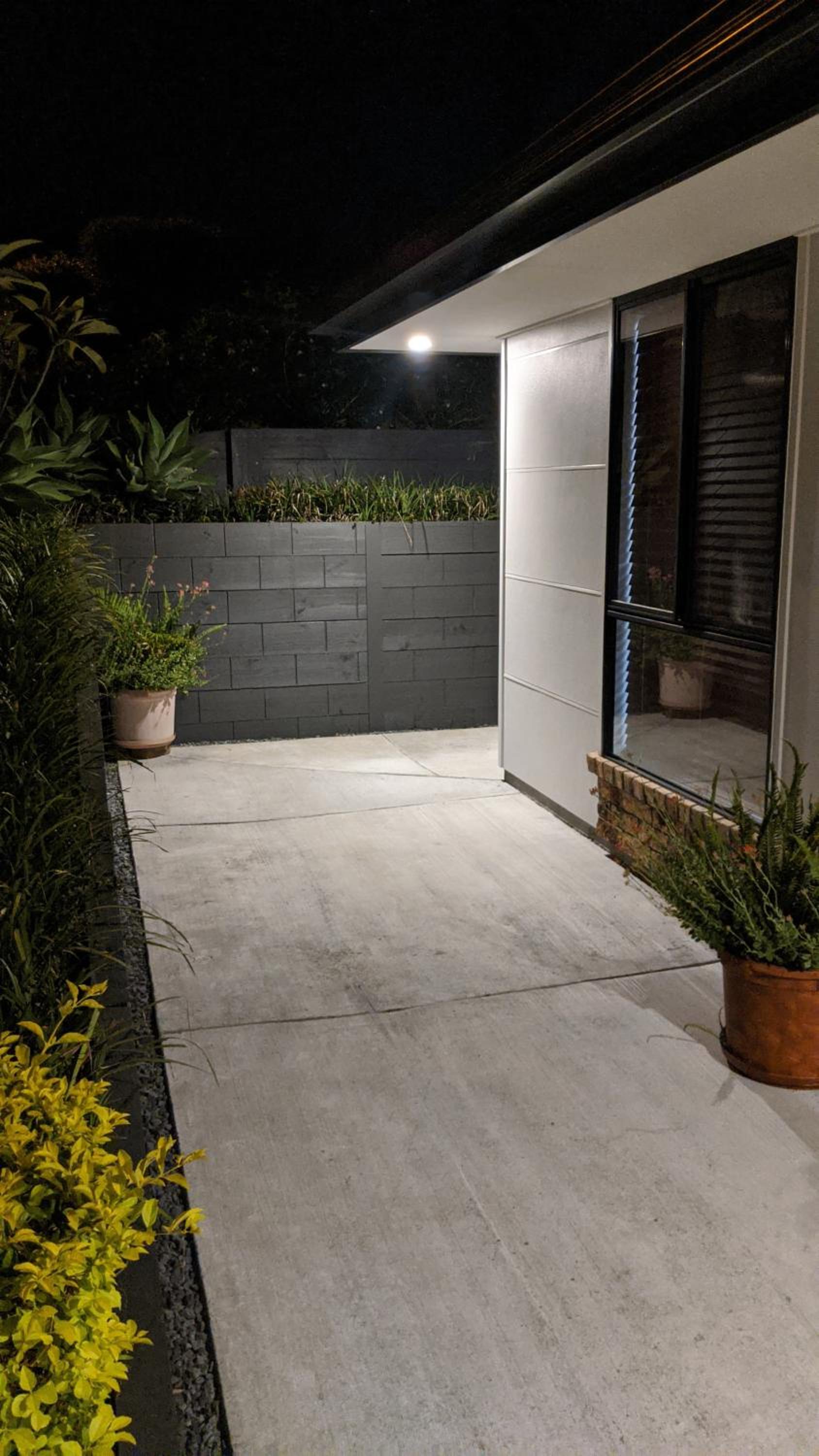 'Stay in Carrara' A private guest suite not a share house