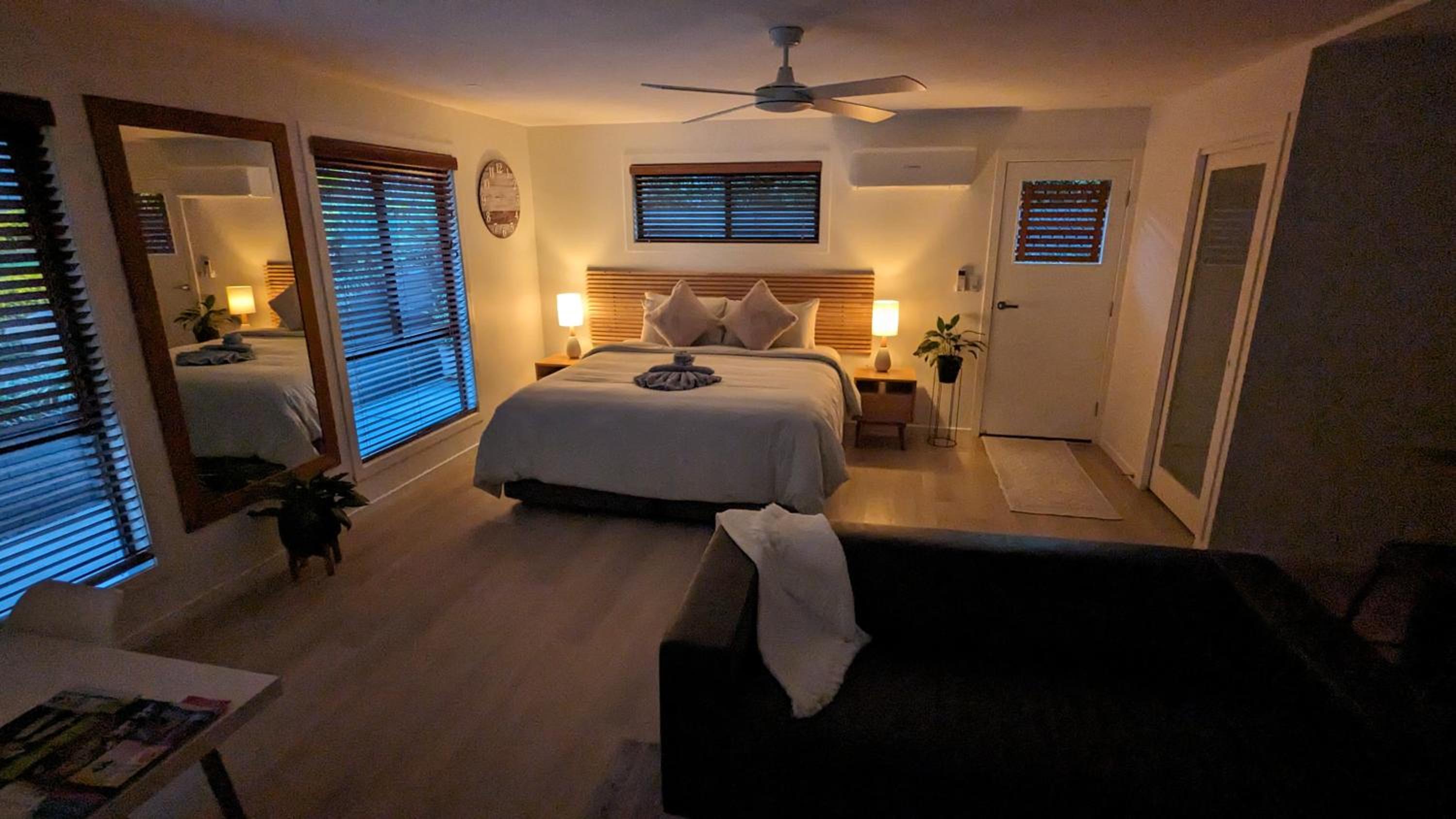 'Stay in Carrara' A private guest suite not a share house