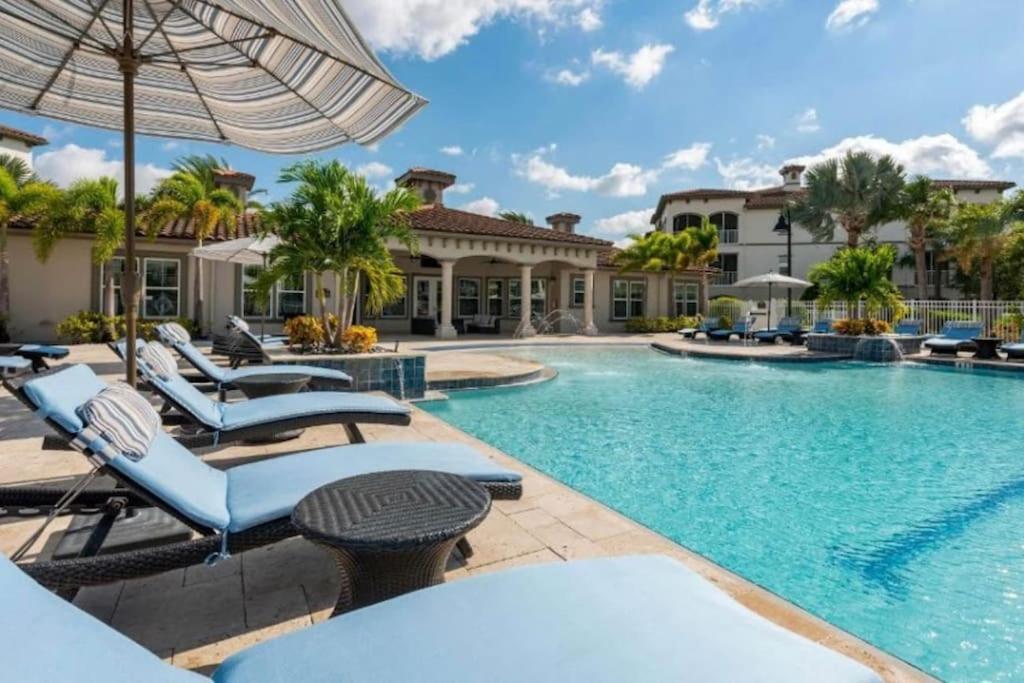 Luxury Family Resort Styled Apartment Near Disney