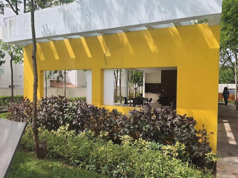 Casa de 3 habitaciones TODAS con baño propio, 3 y medio baños en toal, alberca, cupo hasta 12 personas view 3