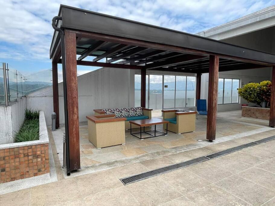 Hermoso apartamento, vista con entorno natural.