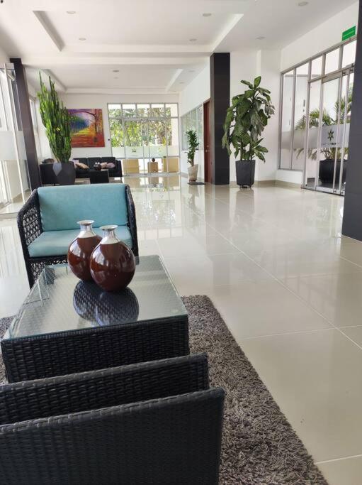 Hermoso apartamento, vista con entorno natural.