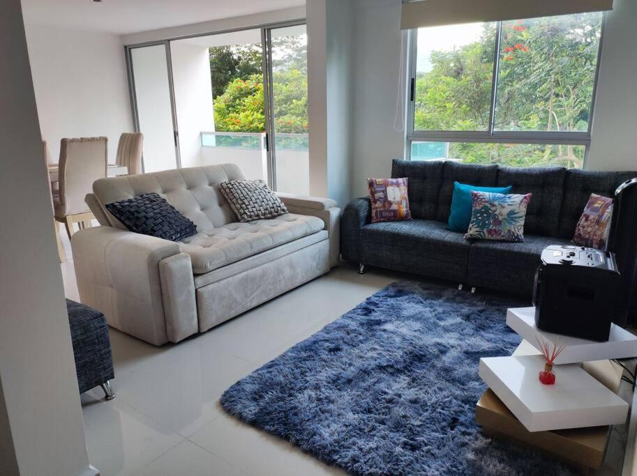 Hermoso apartamento, vista con entorno natural.