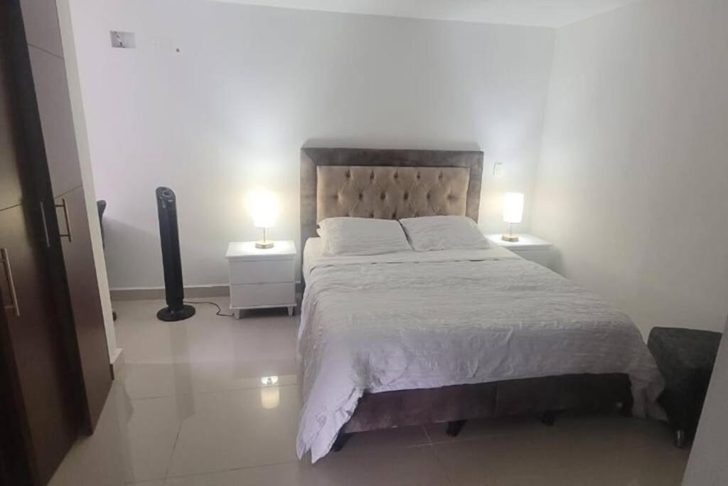 Hermoso apartamento, vista con entorno natural.