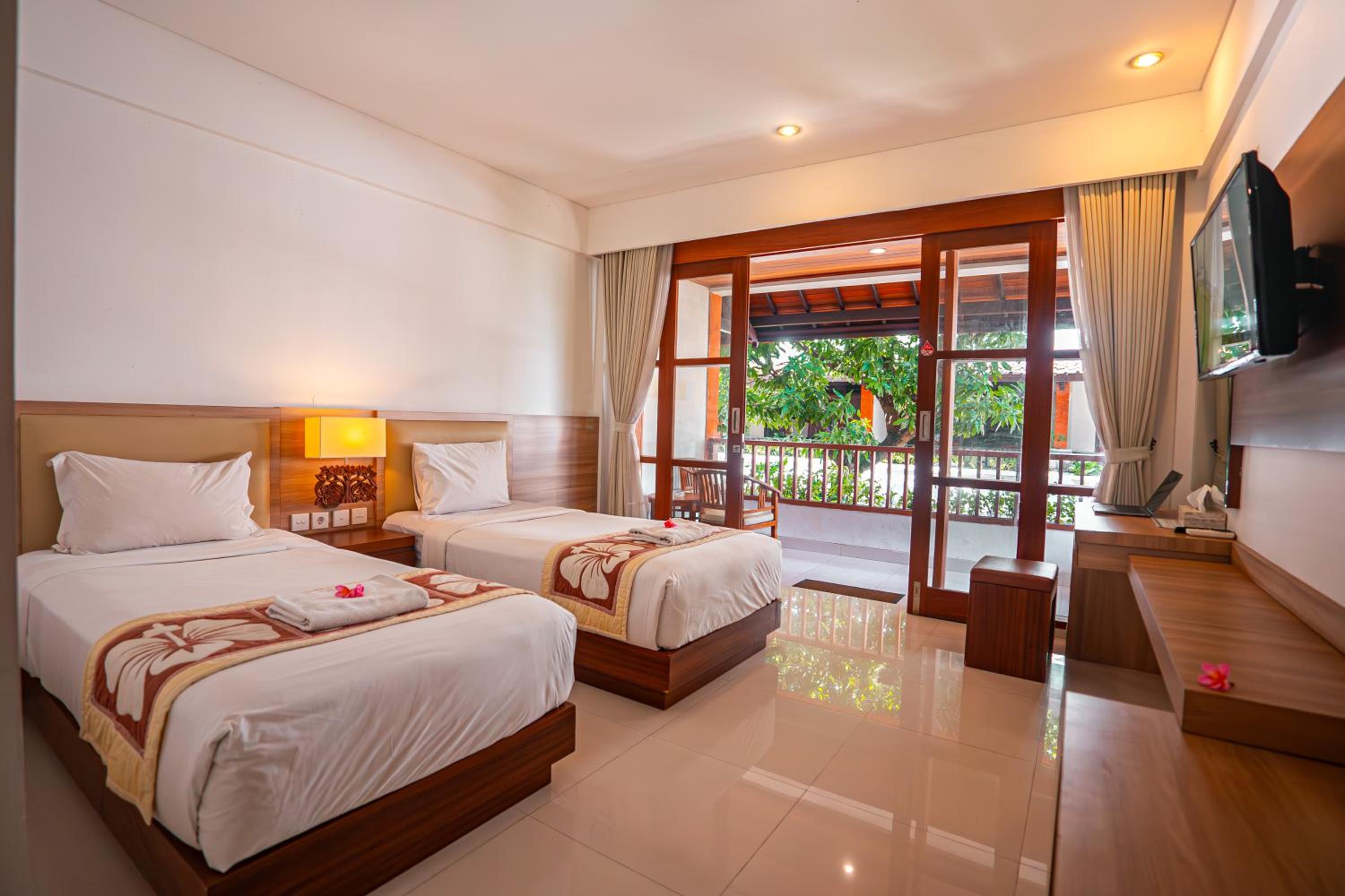 Bali Summer Hotel by Amerta 10