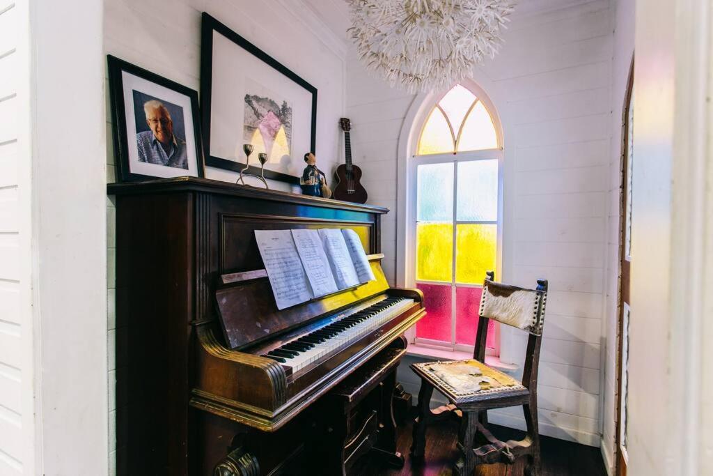 BELLINGEN CONVERTED CHURCH on the river (Pet Friendly)