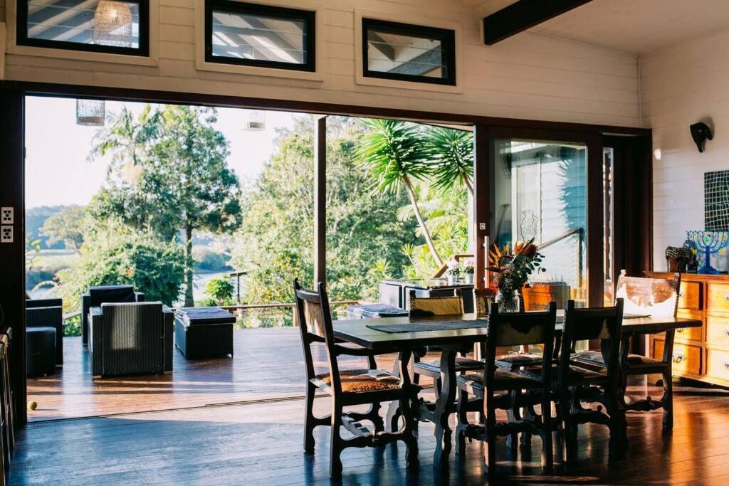 BELLINGEN CONVERTED CHURCH on the river (Pet Friendly)