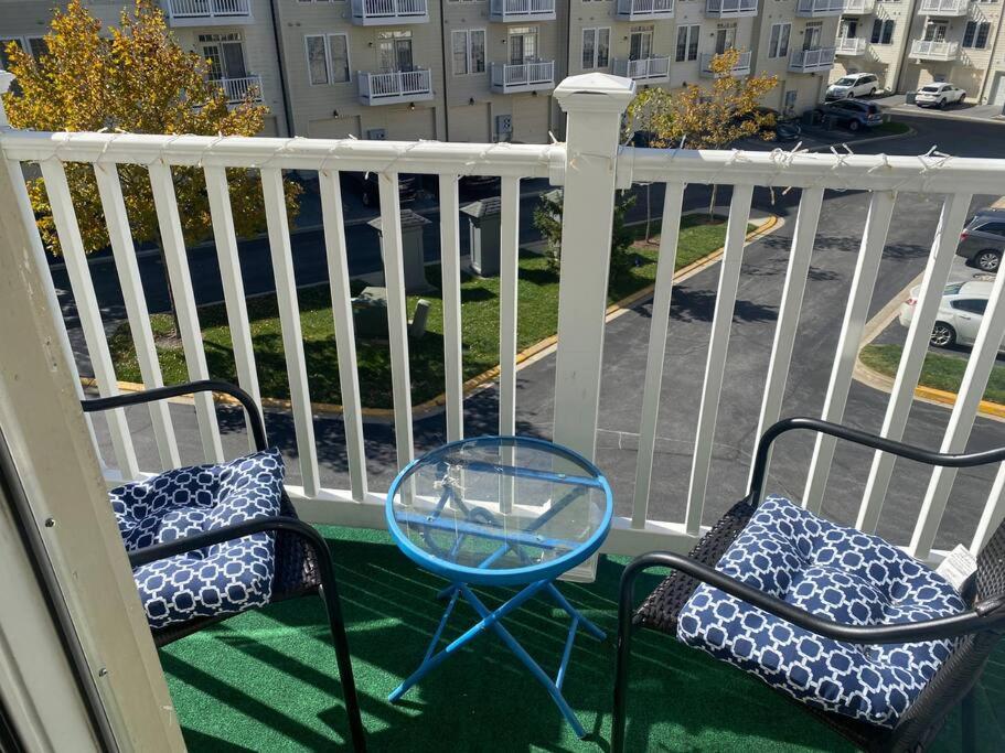 Open Floor Plan, Spa Tub, Fully Stocked Kitchen, King Bed view 3