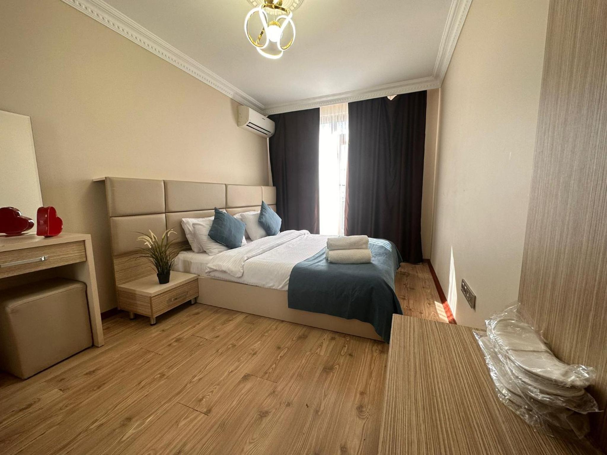 Overland Residence